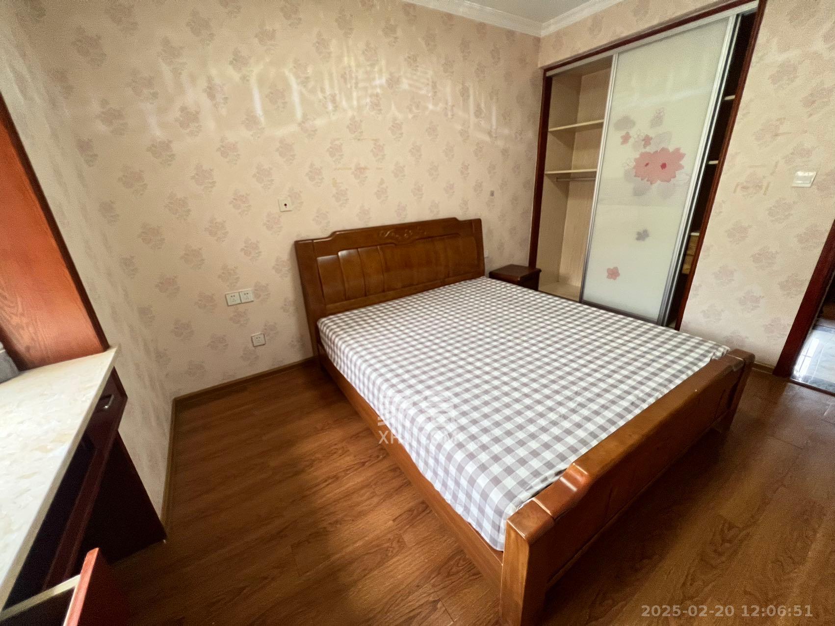 和馨园 3室2厅1卫 2800.0元/月 和馨园 3室2厅1卫 2800.0元/月室内图