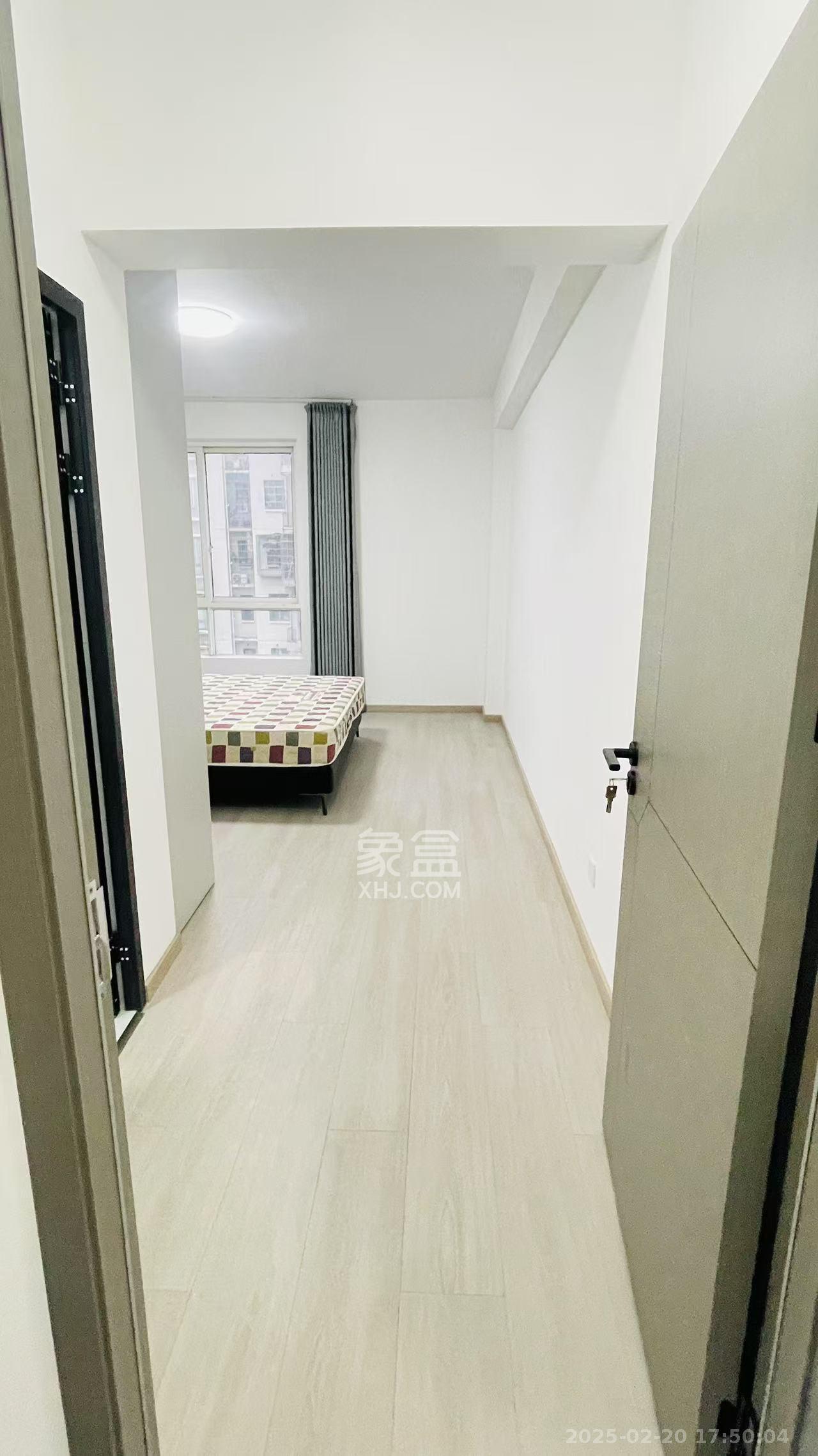 山语城一期  3室2厅2卫    2800.0元/月 山语城一期  3室2厅2卫    2800.0元/月