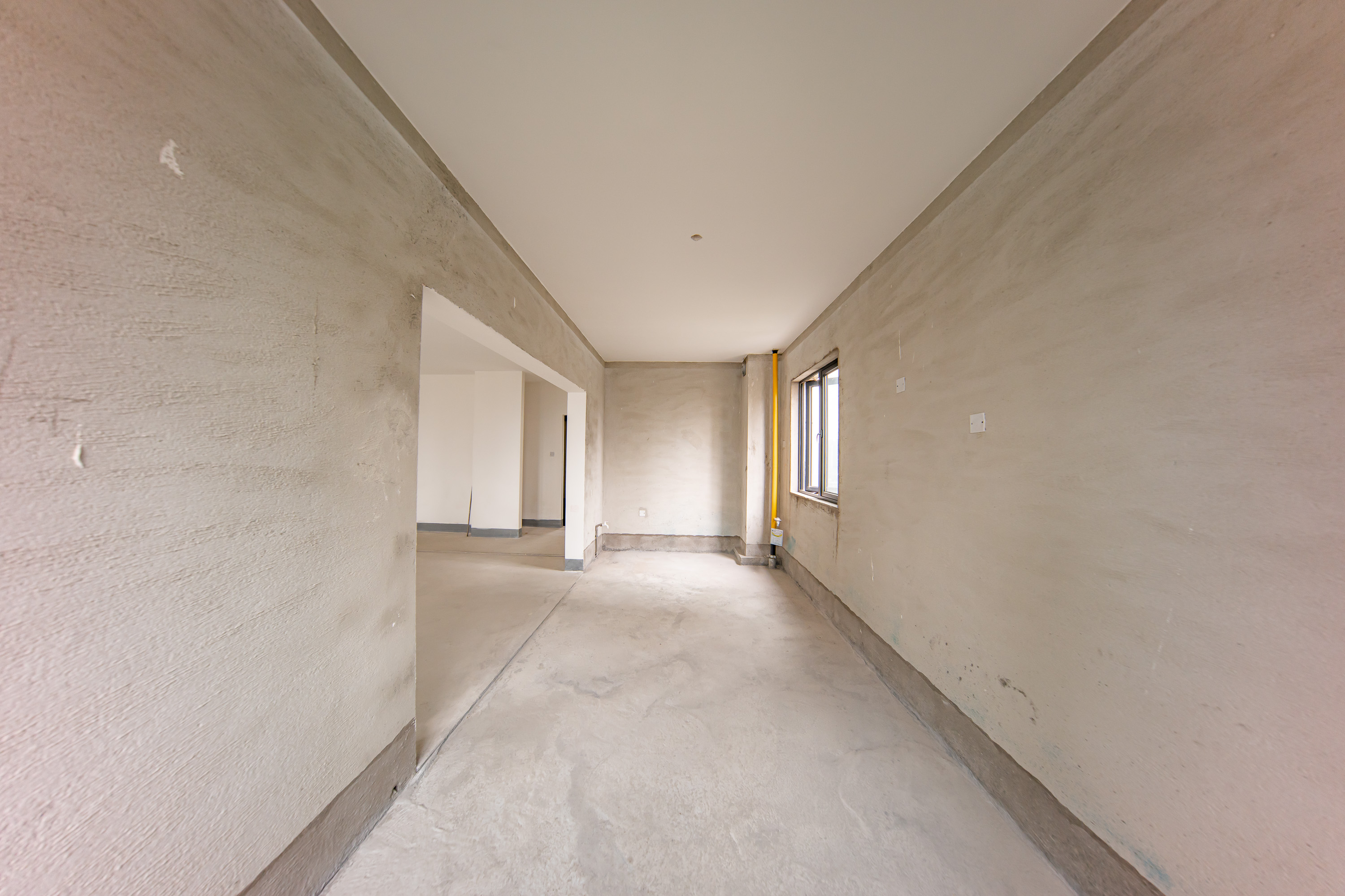 建投象山国际  6室2厅3卫   242.00万厨房