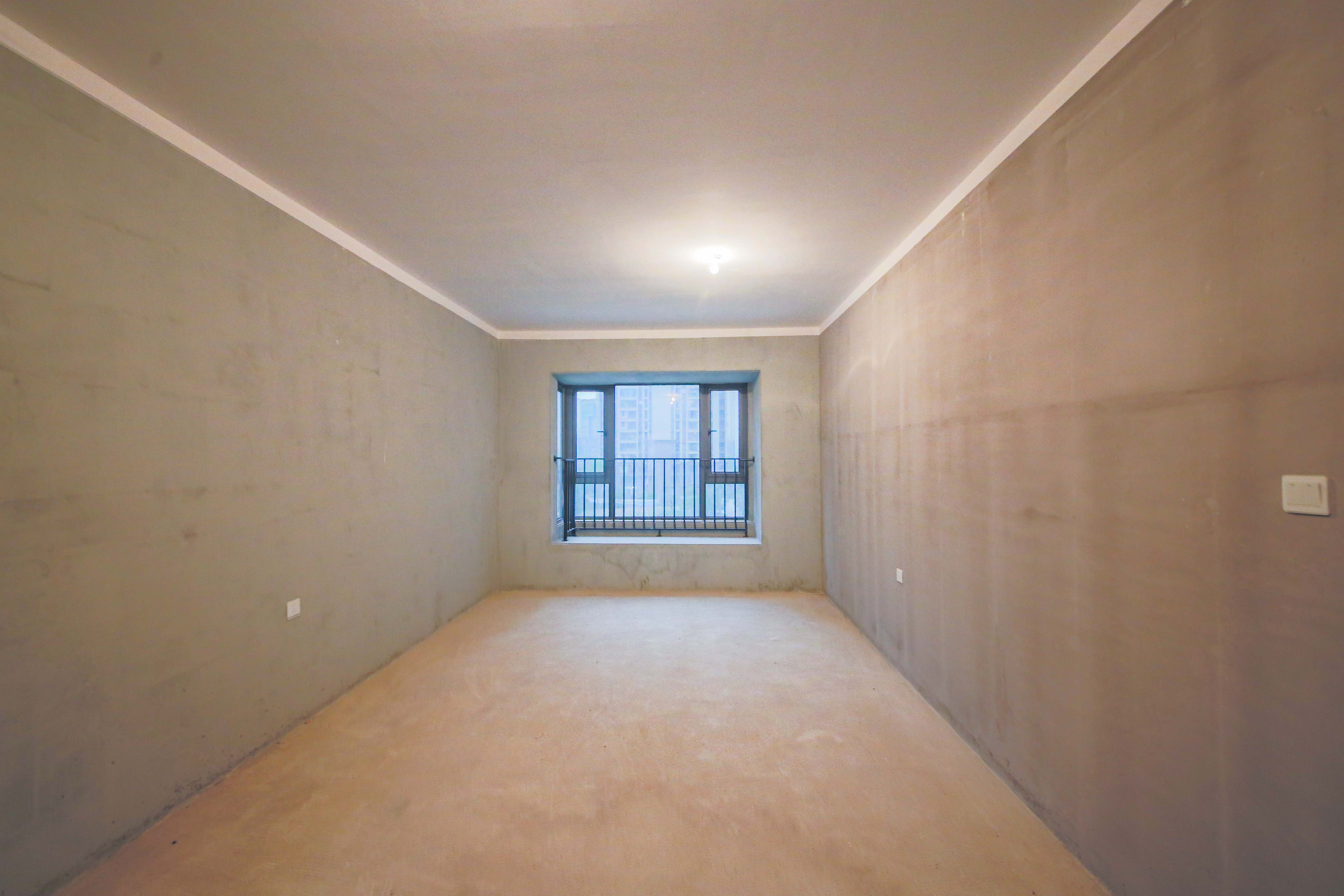 中建钰和城  4室2厅3卫   295.00万卧室