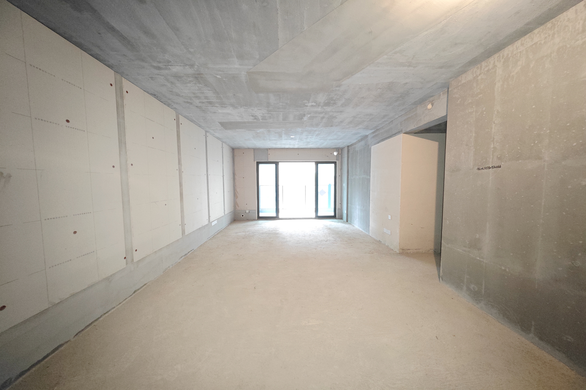 国欣向荣府 4室2厅2卫 135.0万 国欣向荣府 4室2厅2卫 135.0万客厅