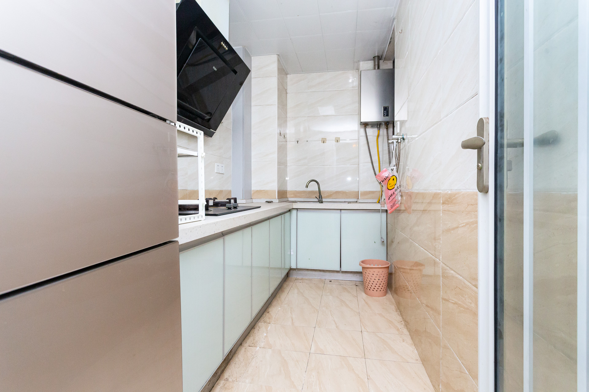 乾源国际 2室2厅1卫 59.97万 乾源国际 2室2厅1卫 59.97万厨房