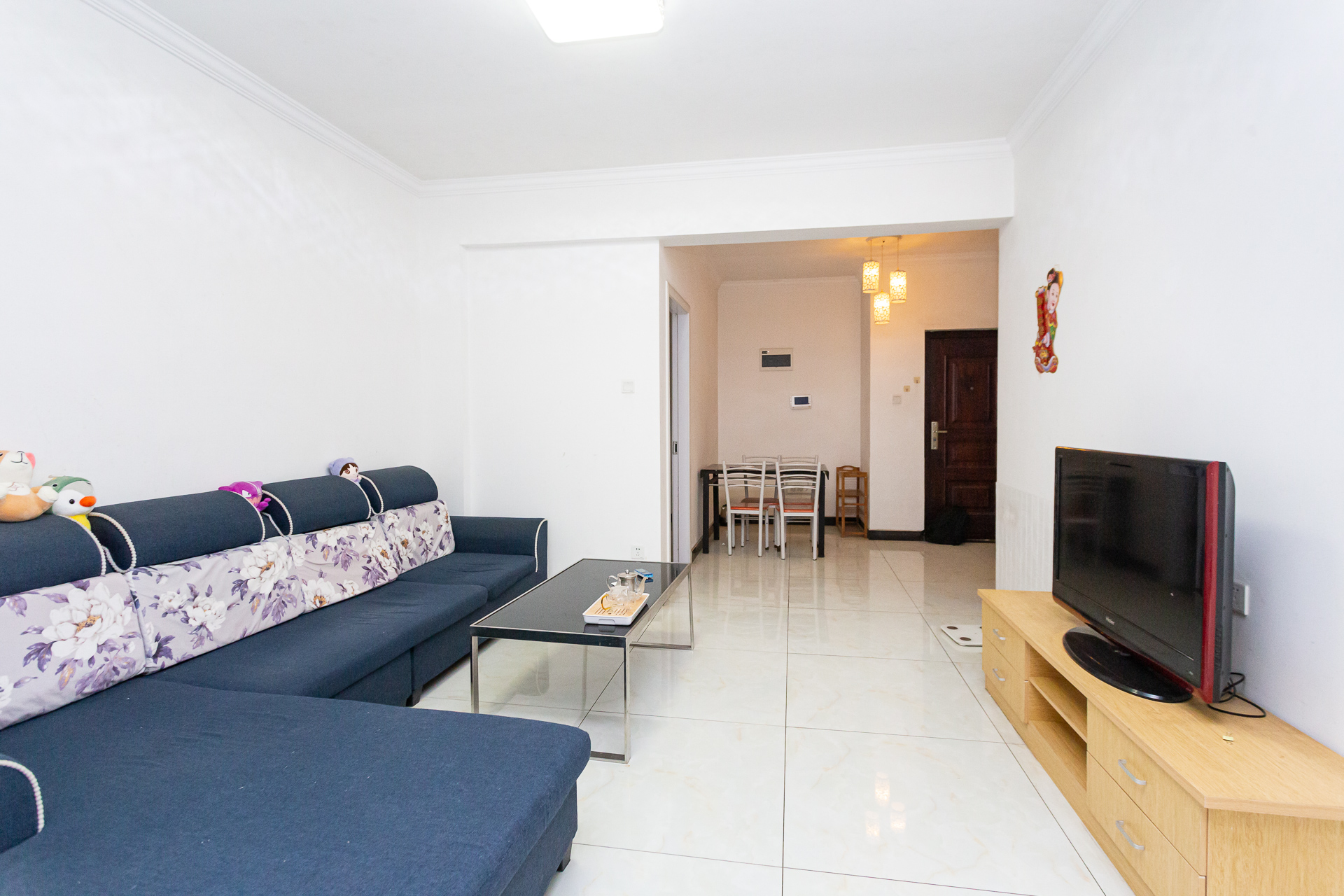 乾源国际 2室2厅1卫 59.97万 乾源国际 2室2厅1卫 59.97万客厅