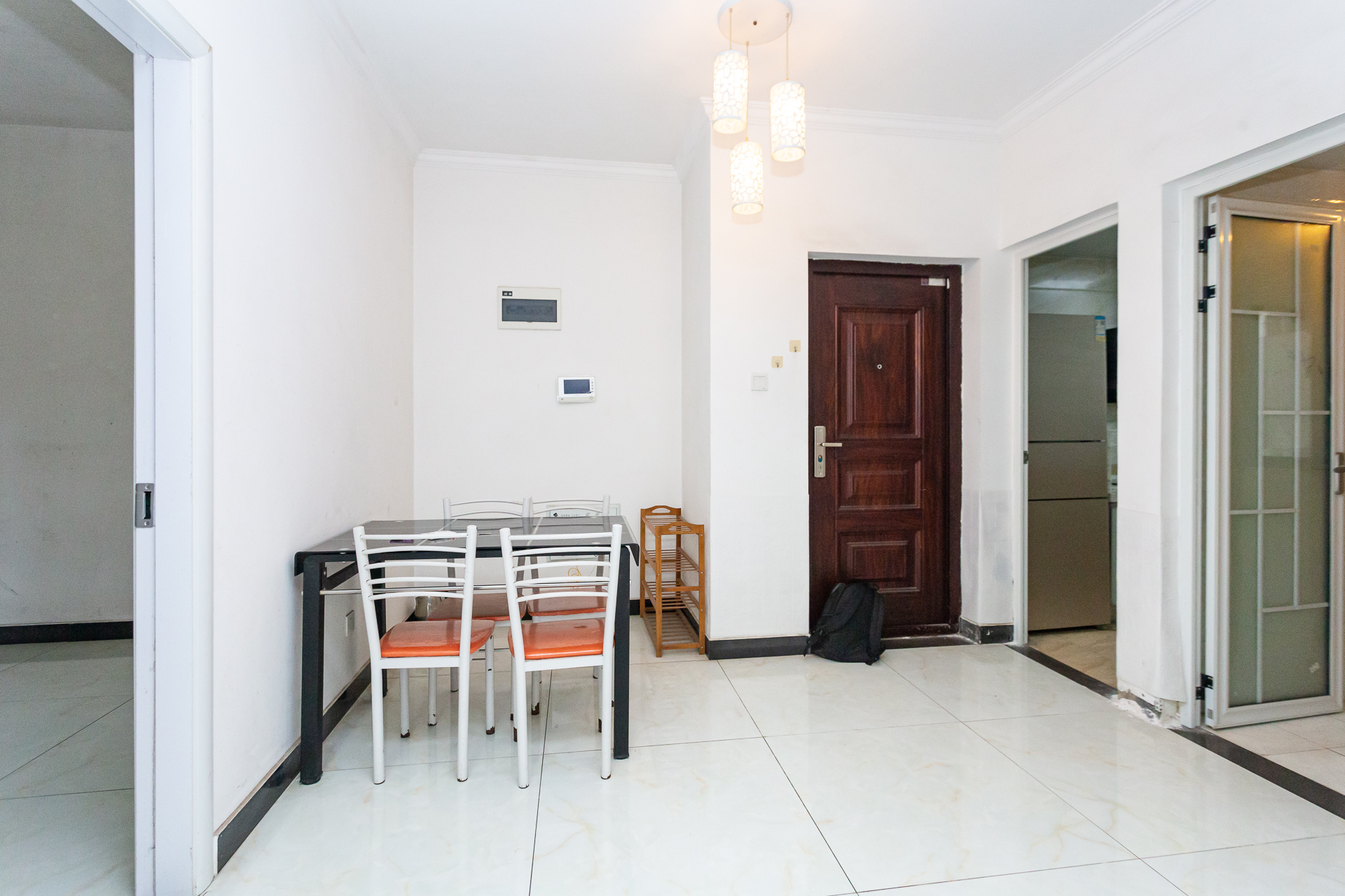 乾源国际 2室2厅1卫 59.97万 乾源国际 2室2厅1卫 59.97万客厅