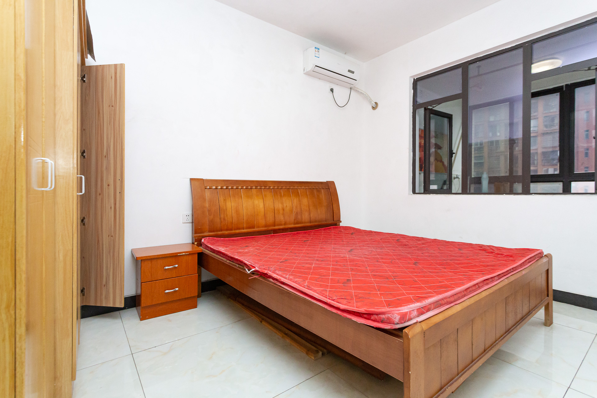 乾源国际 2室2厅1卫 59.97万 乾源国际 2室2厅1卫 59.97万卧室