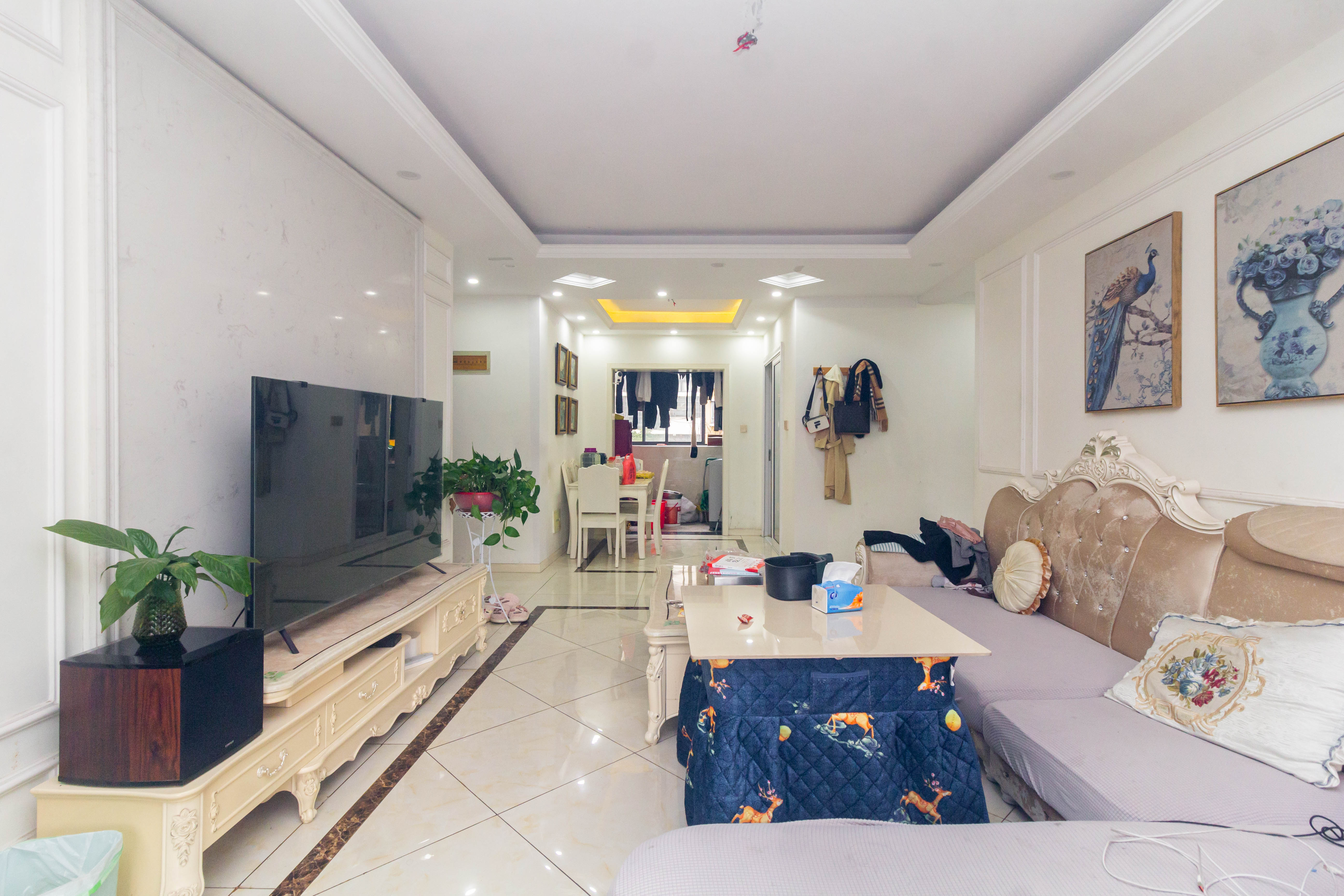 中国铁建国际城一期  4室2厅1卫    81.5万 中国铁建国际城一期  4室2厅1卫    81.5万