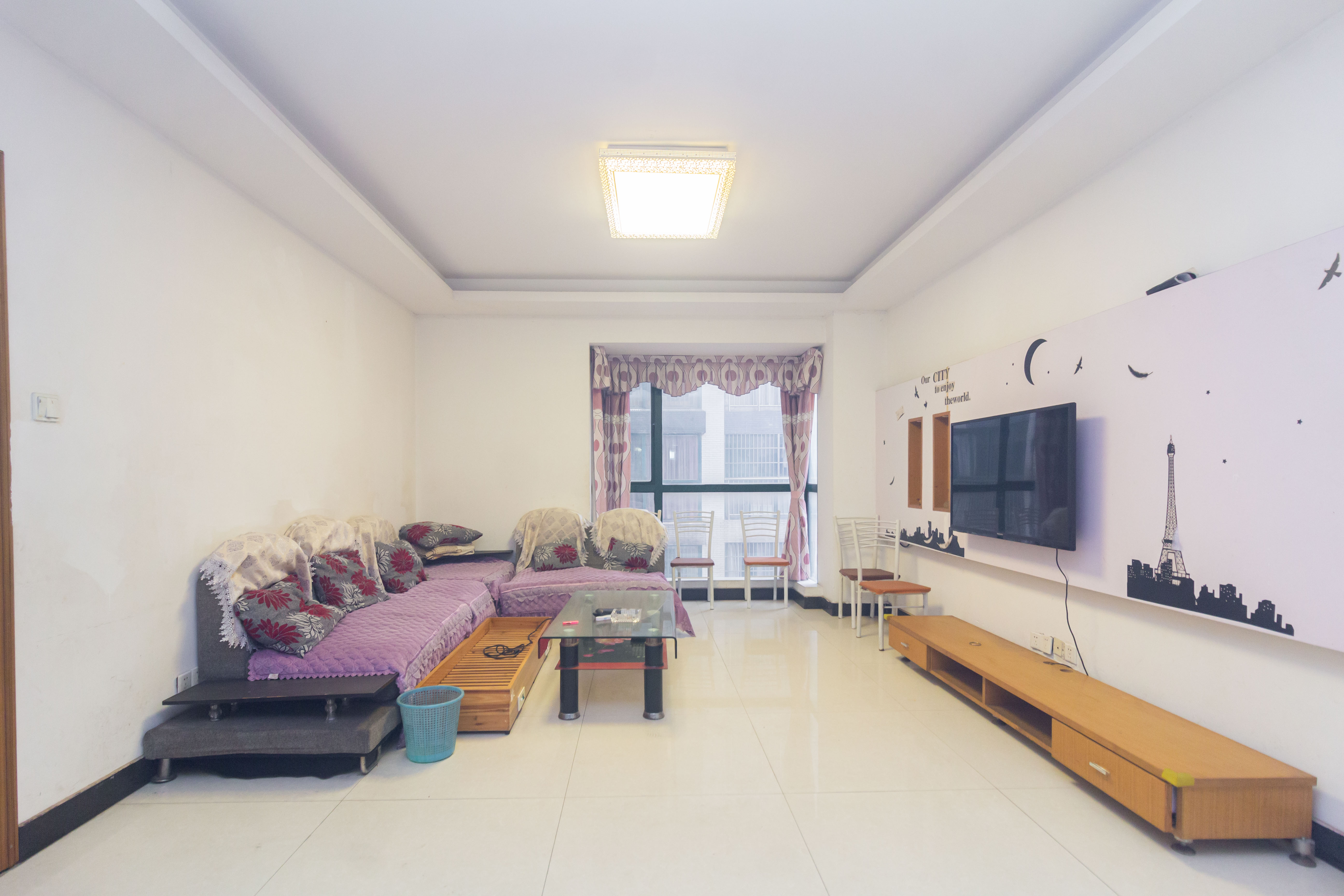 华天LOHO小镇  3室2厅2卫    60.0万 华天LOHO小镇  3室2厅2卫    60.0万客厅