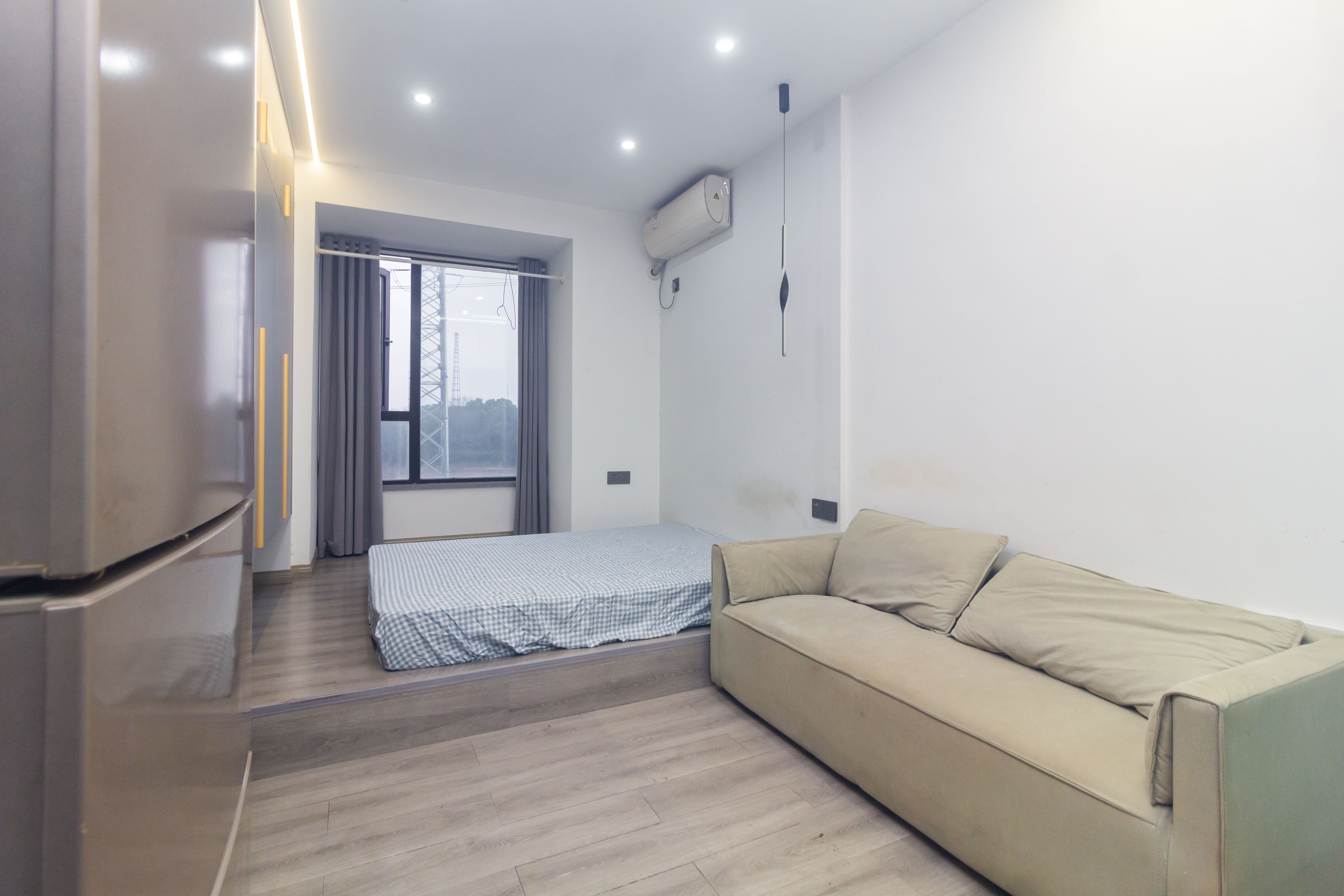 君合新城玺樾 1室1厅1卫 22.2万 君合新城玺樾 1室1厅1卫 22.2万客厅