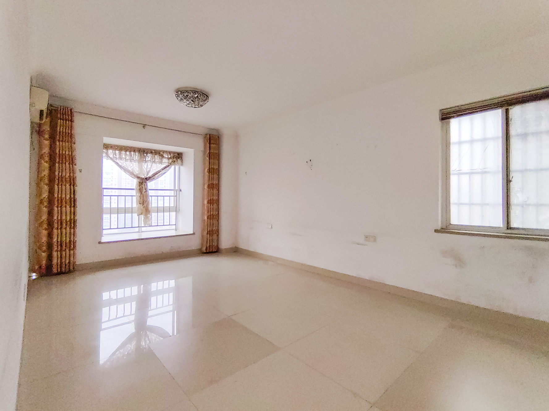 筑梦园 4室2厅1卫 108.0万 筑梦园 4室2厅1卫 108.0万卧室