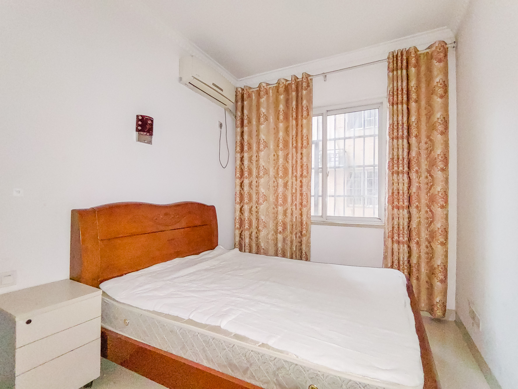 筑梦园 4室2厅1卫 108.0万 筑梦园 4室2厅1卫 108.0万卧室