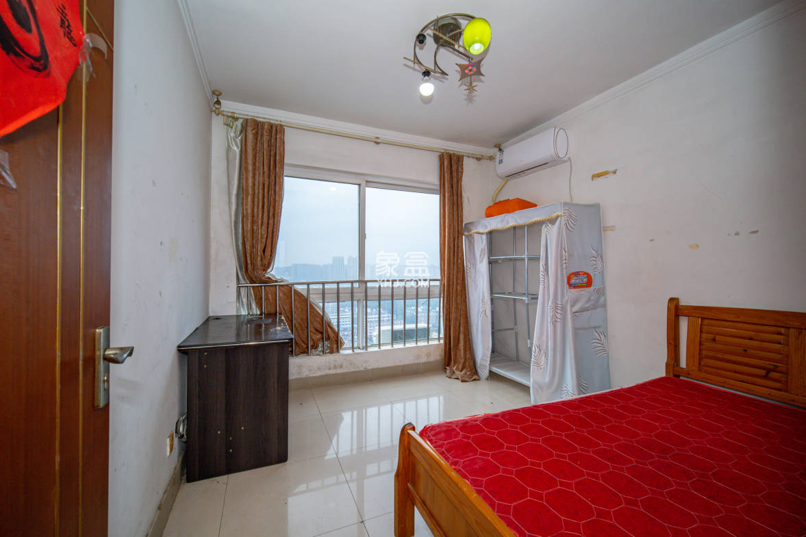 晶华美地  2室2厅1卫    38.0万 晶华美地  2室2厅1卫    38.0万卧室