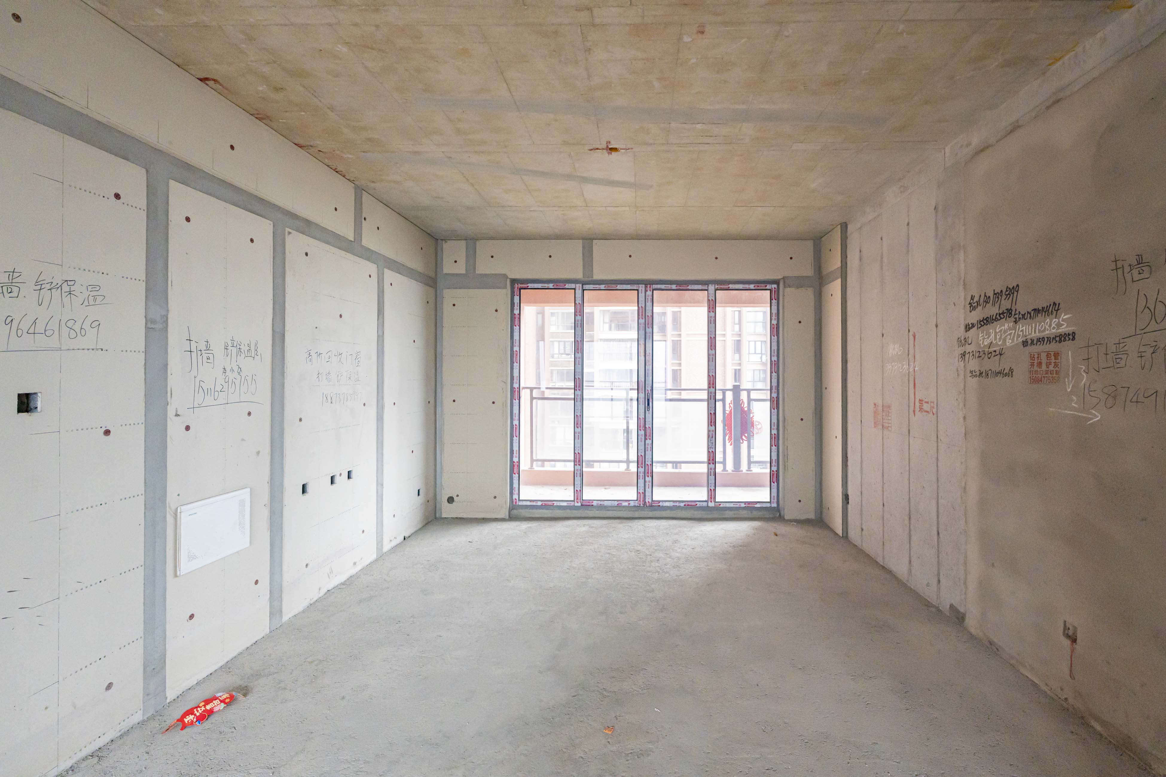 金色溪泉湾  4室2厅2卫    140.0万 金色溪泉湾  4室2厅2卫    140.0万