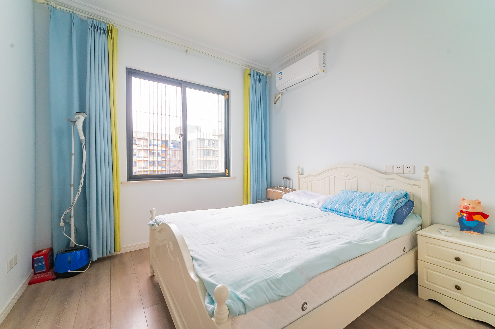 恒基凯旋门三期  3室2厅2卫    118.0万 恒基凯旋门三期  3室2厅2卫    118.0万卧室