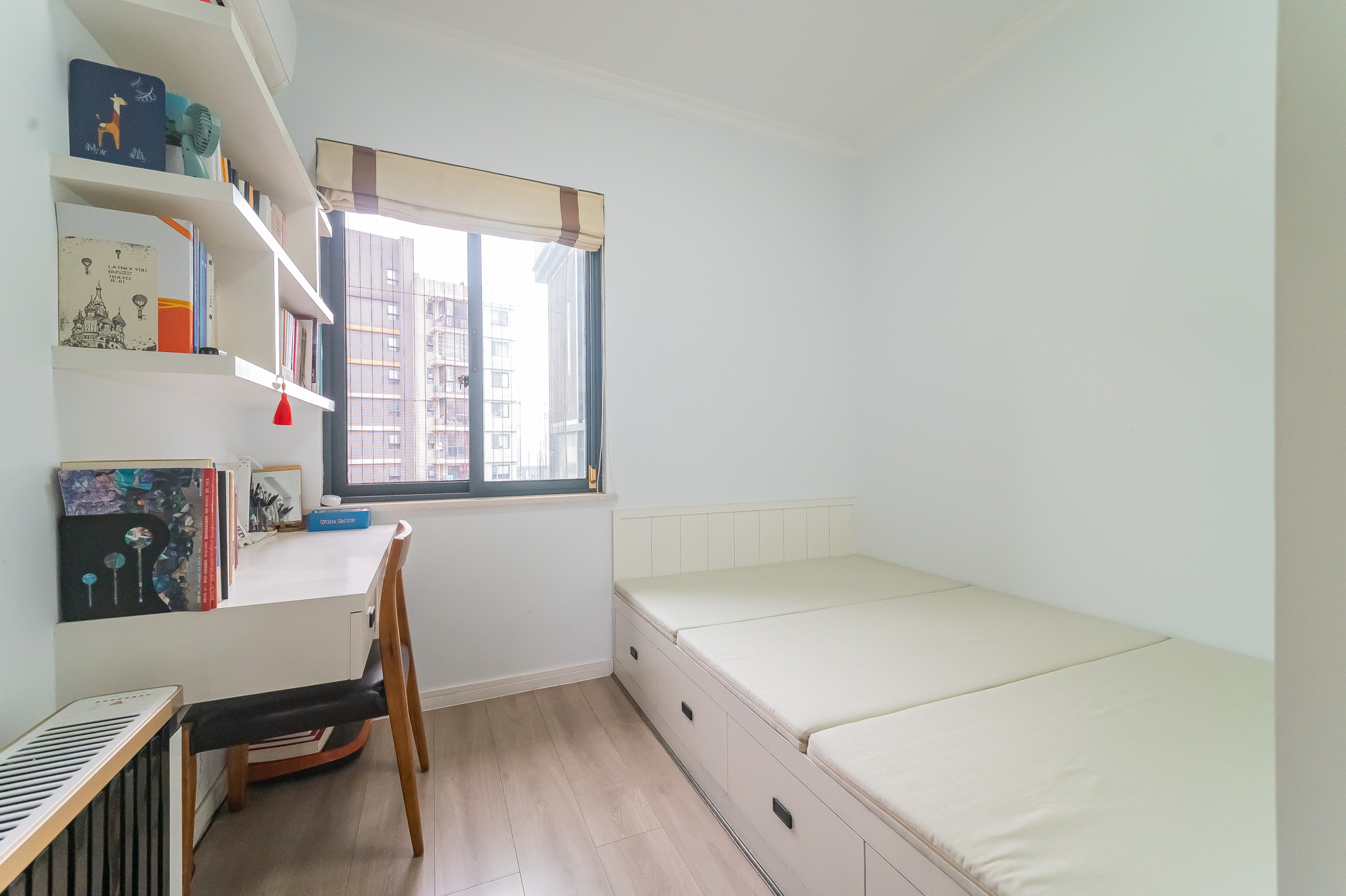 恒基凯旋门三期  3室2厅2卫    118.0万 恒基凯旋门三期  3室2厅2卫    118.0万卧室