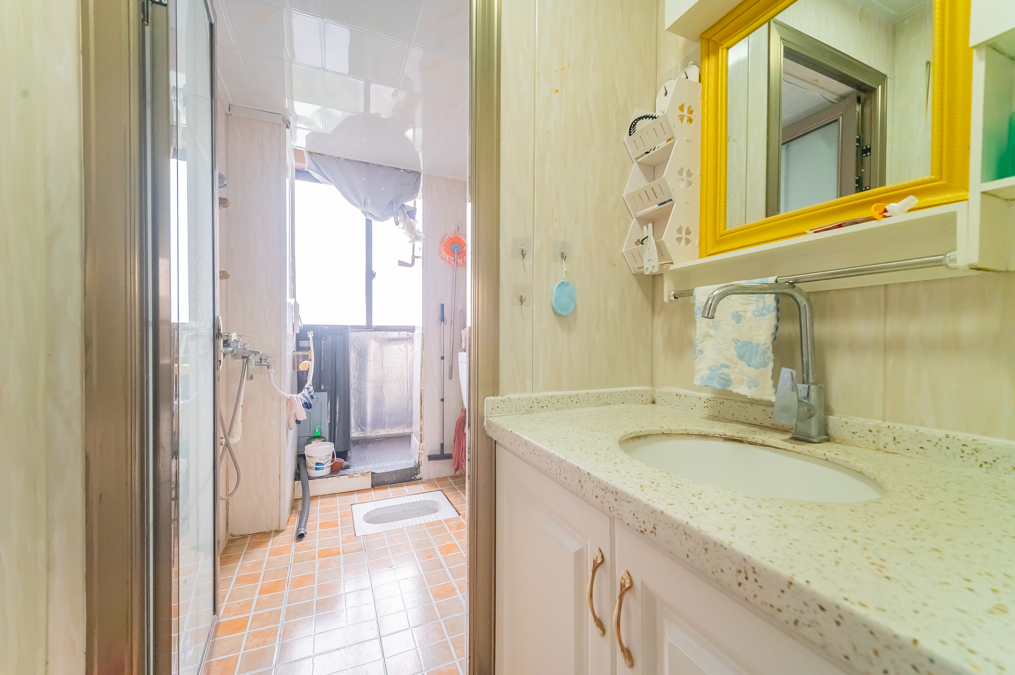 国泰九龙湾 3室2厅2卫 118.0万 国泰九龙湾 3室2厅2卫 118.0万卫生间