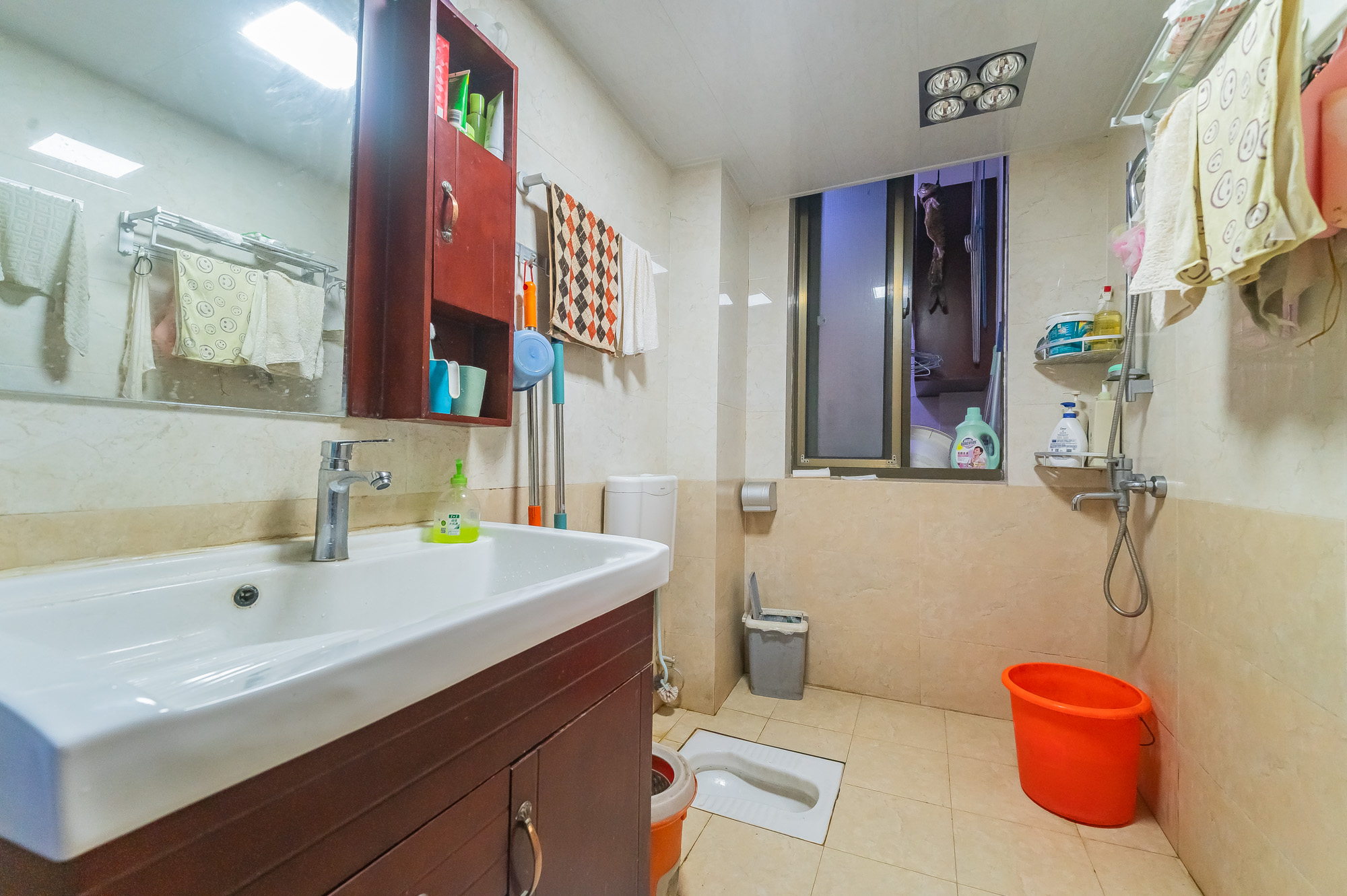 家和院 4室2厅2卫 108.0万 家和院 4室2厅2卫 108.0万卫生间