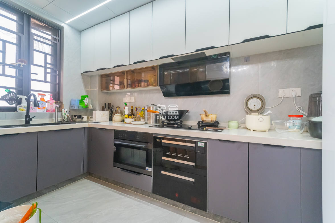 中交建发松雅院 4室2厅2卫 168.80万 中交建发松雅院 4室2厅2卫 168.80万厨房