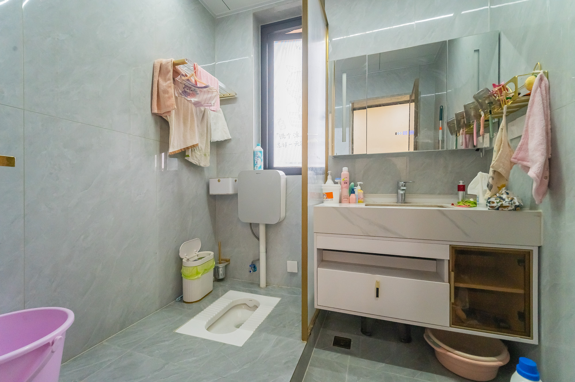 中交建发松雅院 4室2厅2卫 168.80万 中交建发松雅院 4室2厅2卫 168.80万卫生间