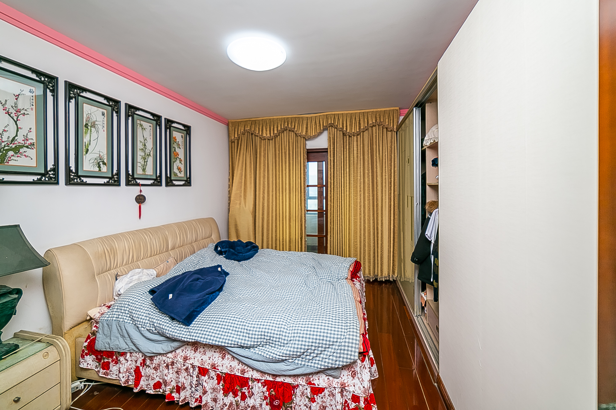 南国新城 2室2厅1卫 56.8万 南国新城 2室2厅1卫 56.8万卧室