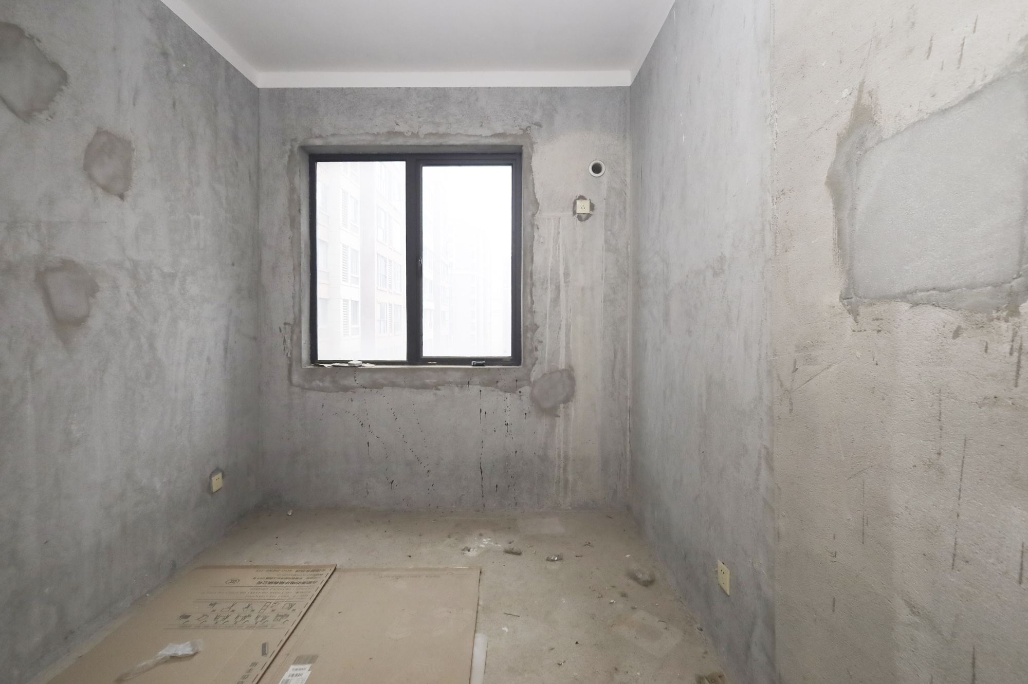 绿地海外滩一期  3室2厅1卫    42.0万 绿地海外滩一期  3室2厅1卫    42.0万卧室