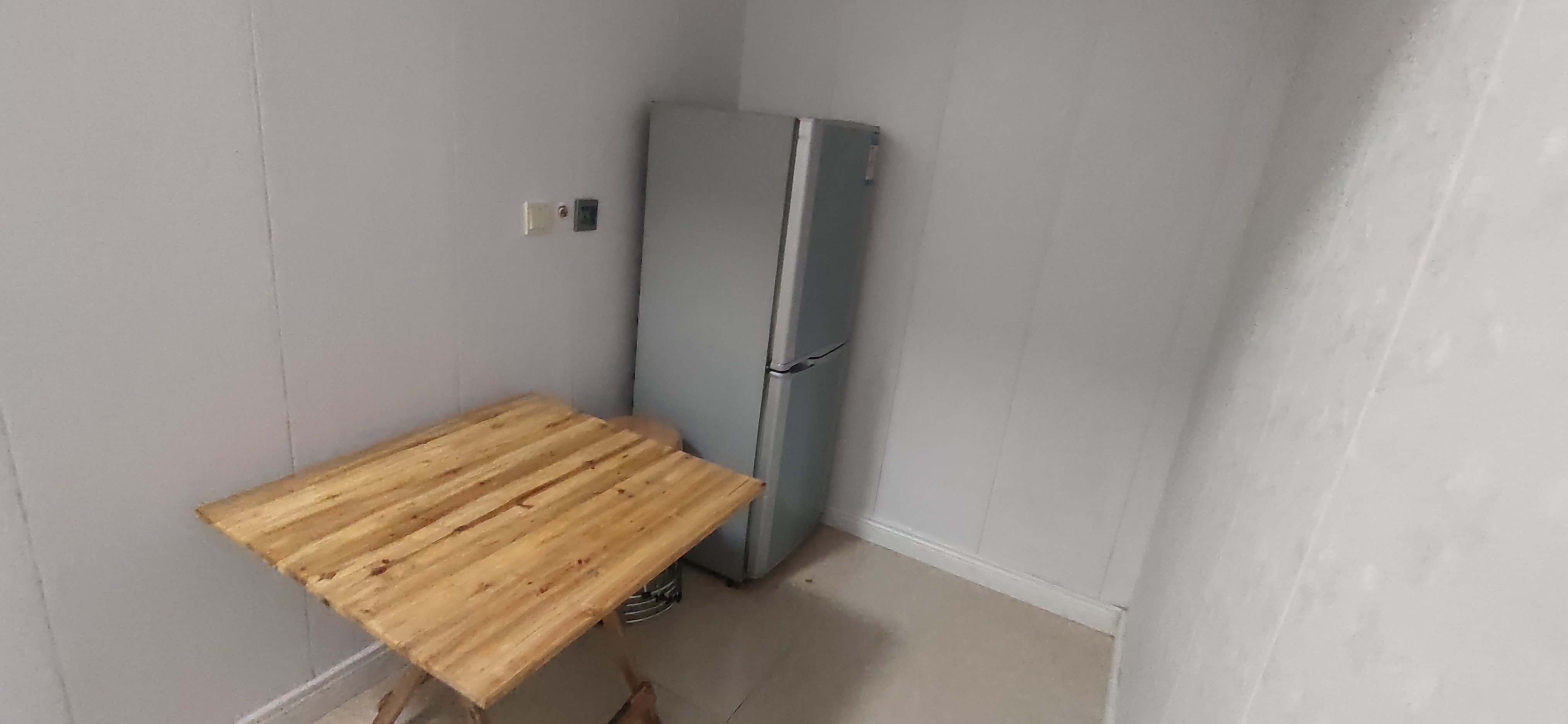 福鑫大厦  1室1厅1卫    24.8万 福鑫大厦  1室1厅1卫    24.8万室内图