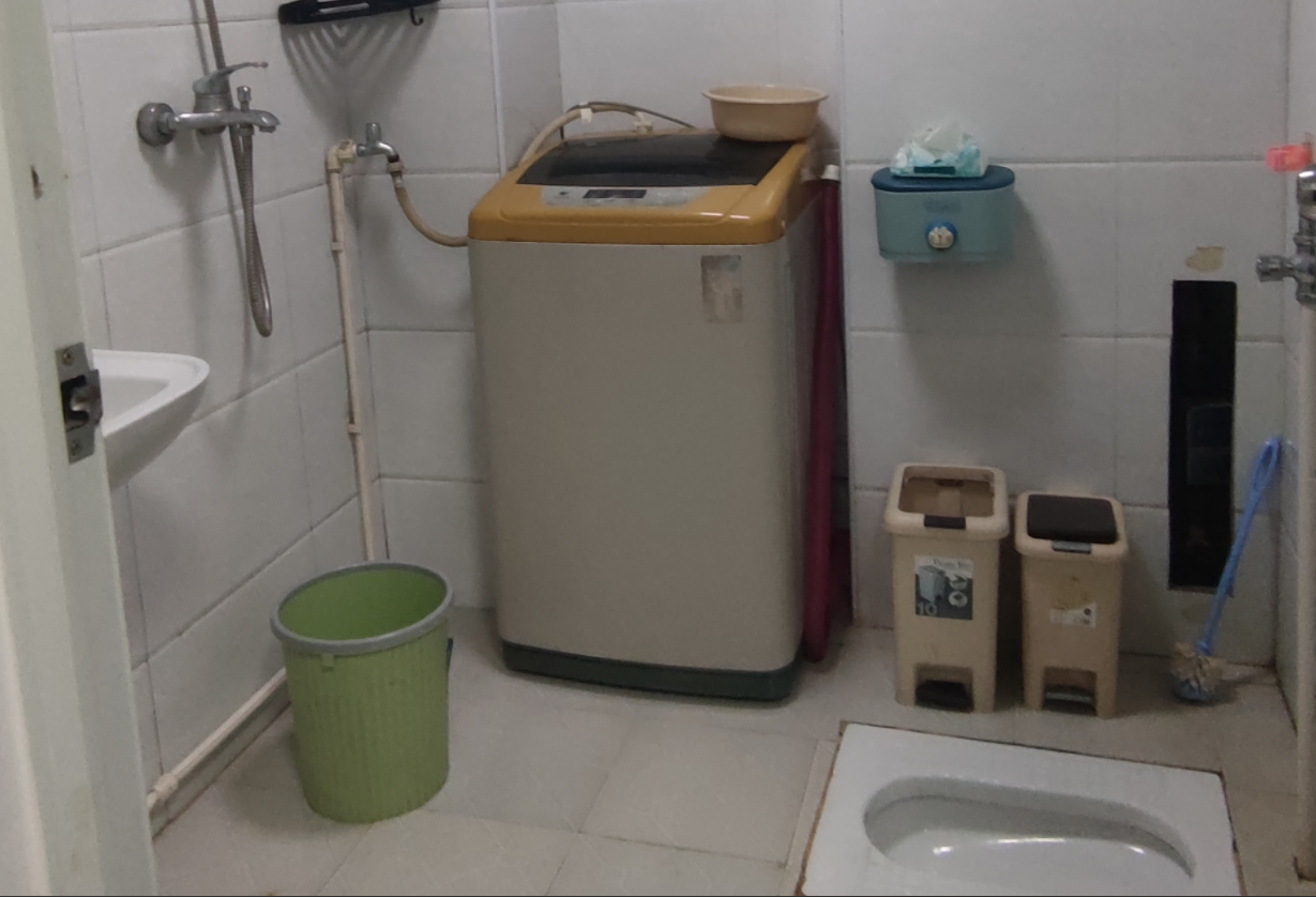 福鑫大厦  1室1厅1卫    24.8万 福鑫大厦  1室1厅1卫    24.8万室内图