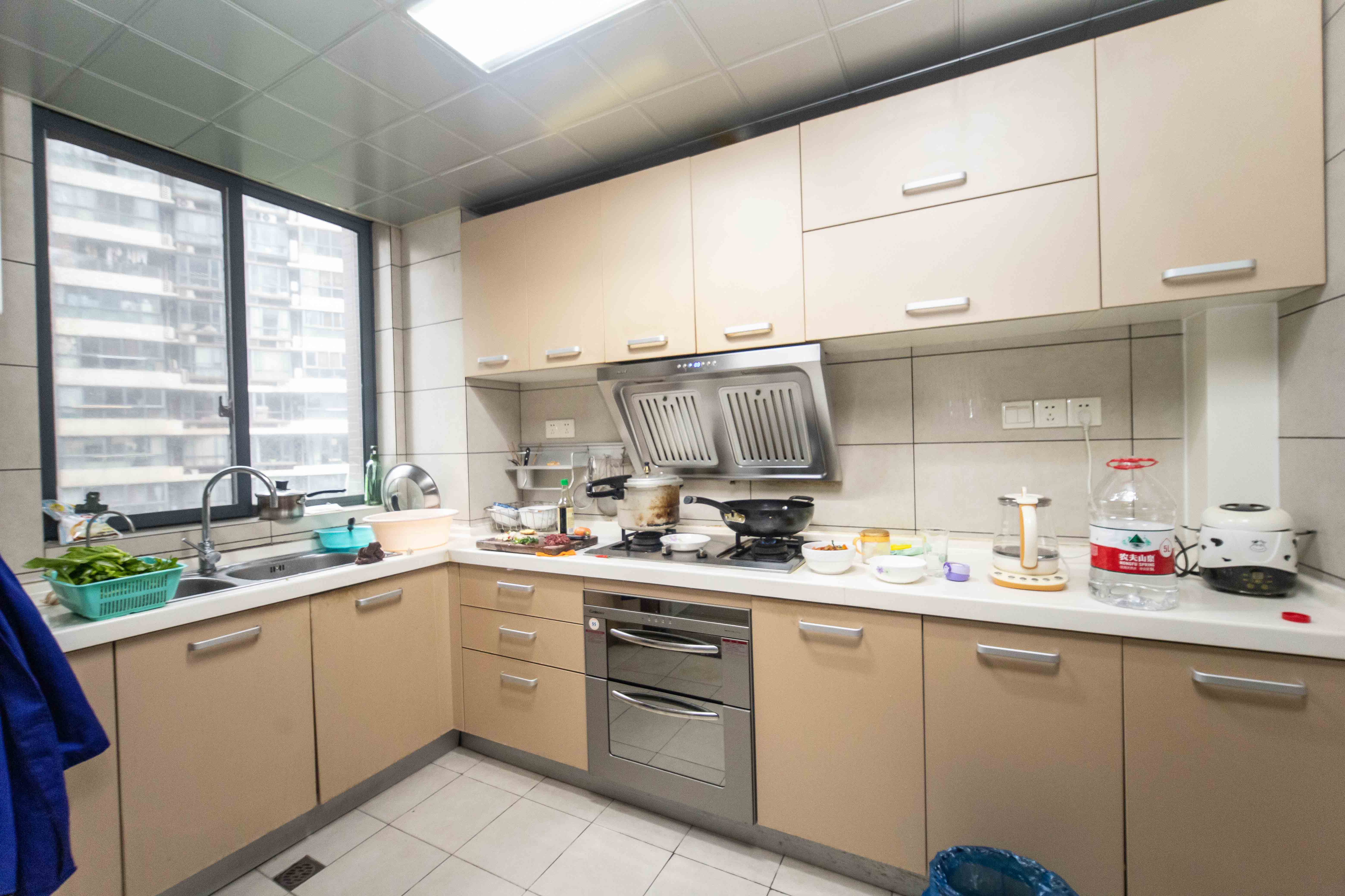 西子花苑 3室2厅2卫 118.5万 西子花苑 3室2厅2卫 118.5万厨房