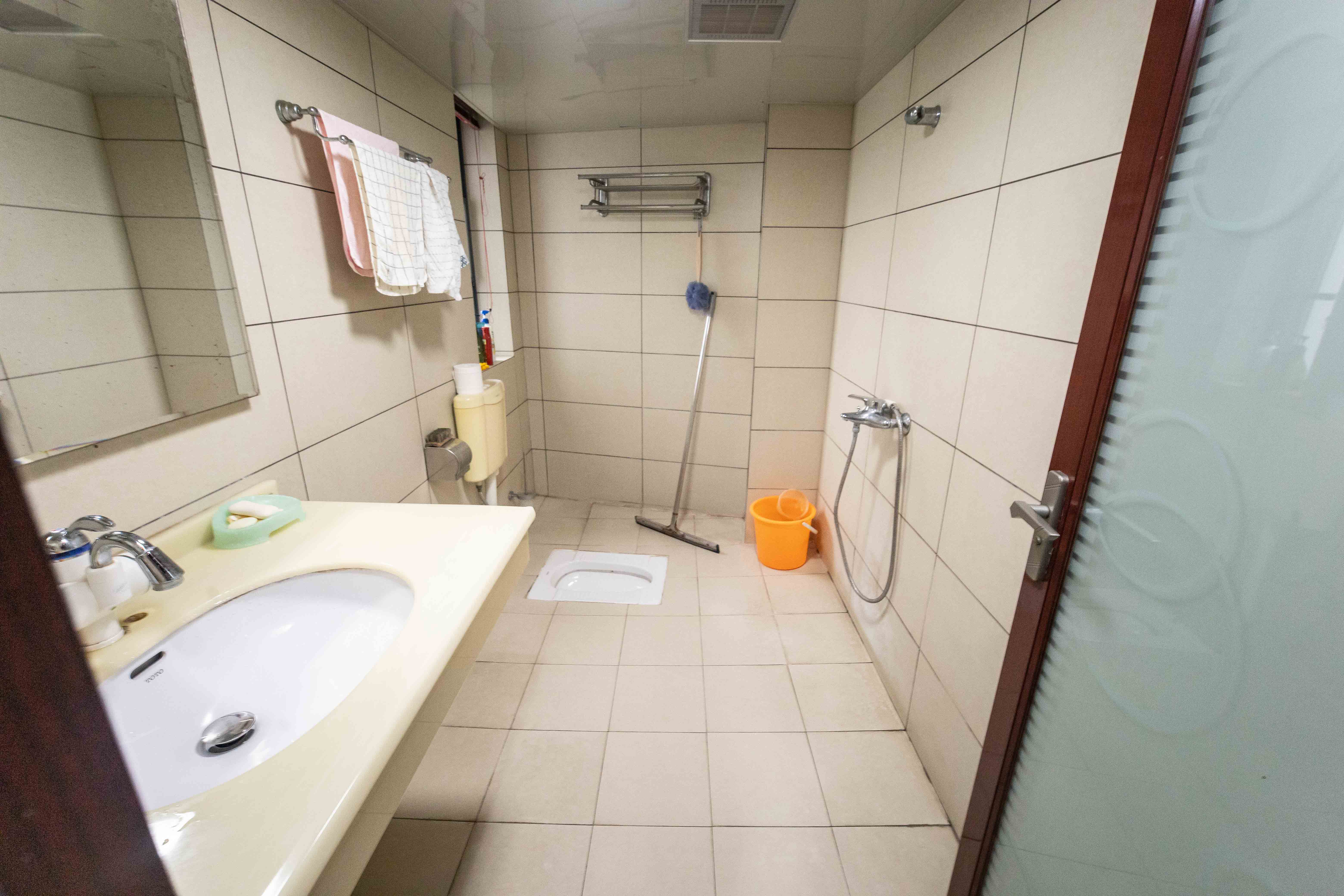 西子花苑 3室2厅2卫 118.5万 西子花苑 3室2厅2卫 118.5万卫生间