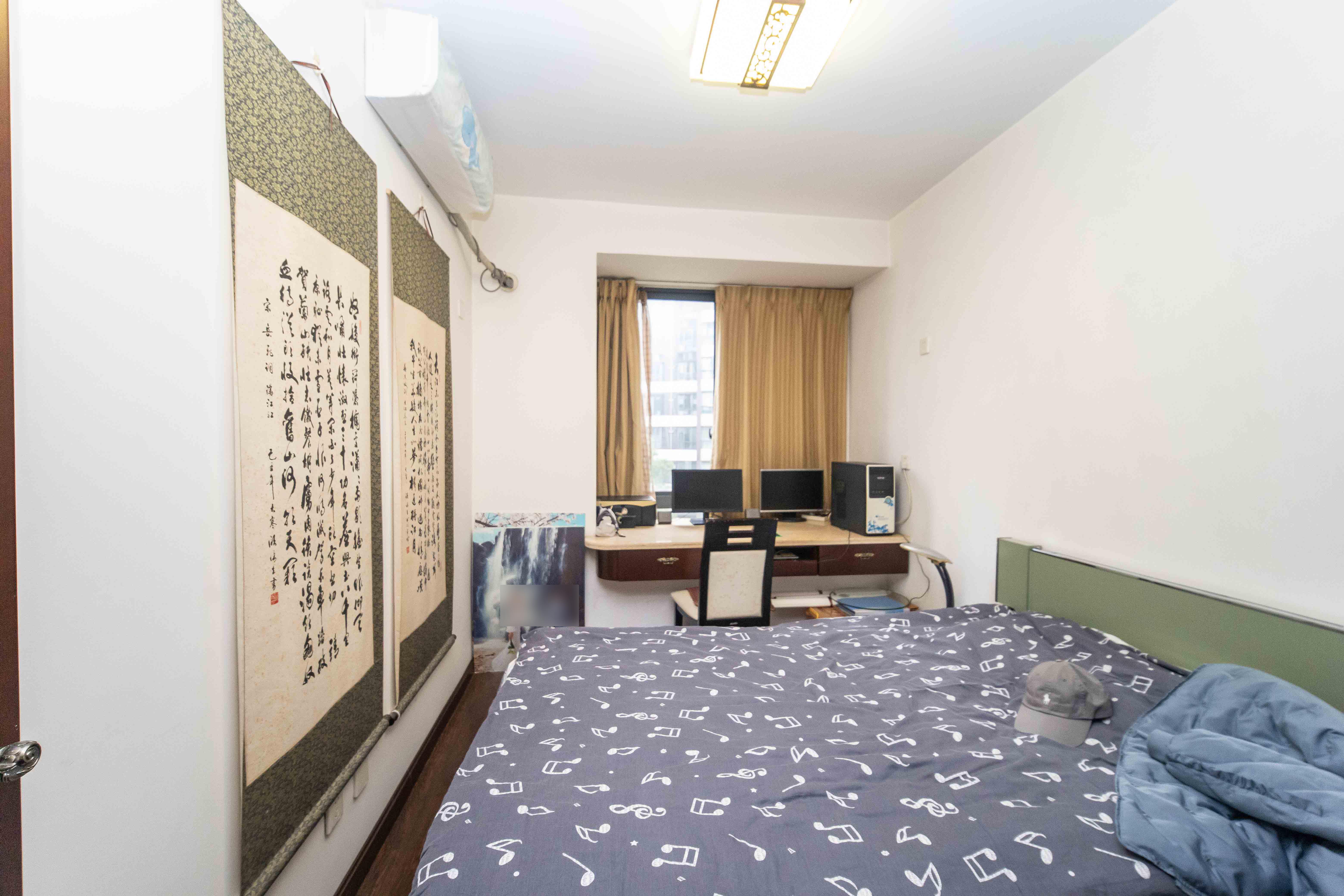 西子花苑 3室2厅2卫 118.5万 西子花苑 3室2厅2卫 118.5万卧室