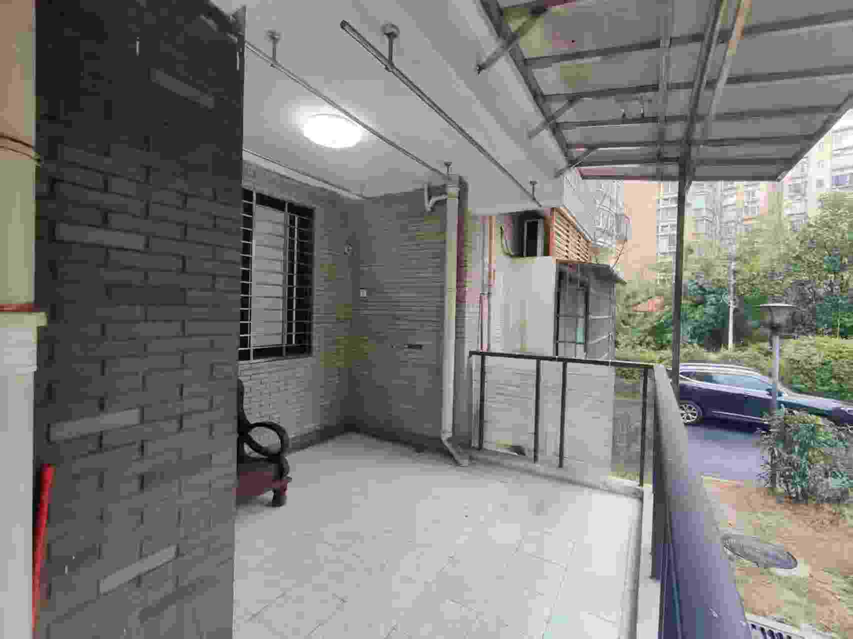 紫苑江岸 3室2厅2卫 52.0万 紫苑江岸 3室2厅2卫 52.0万室内图