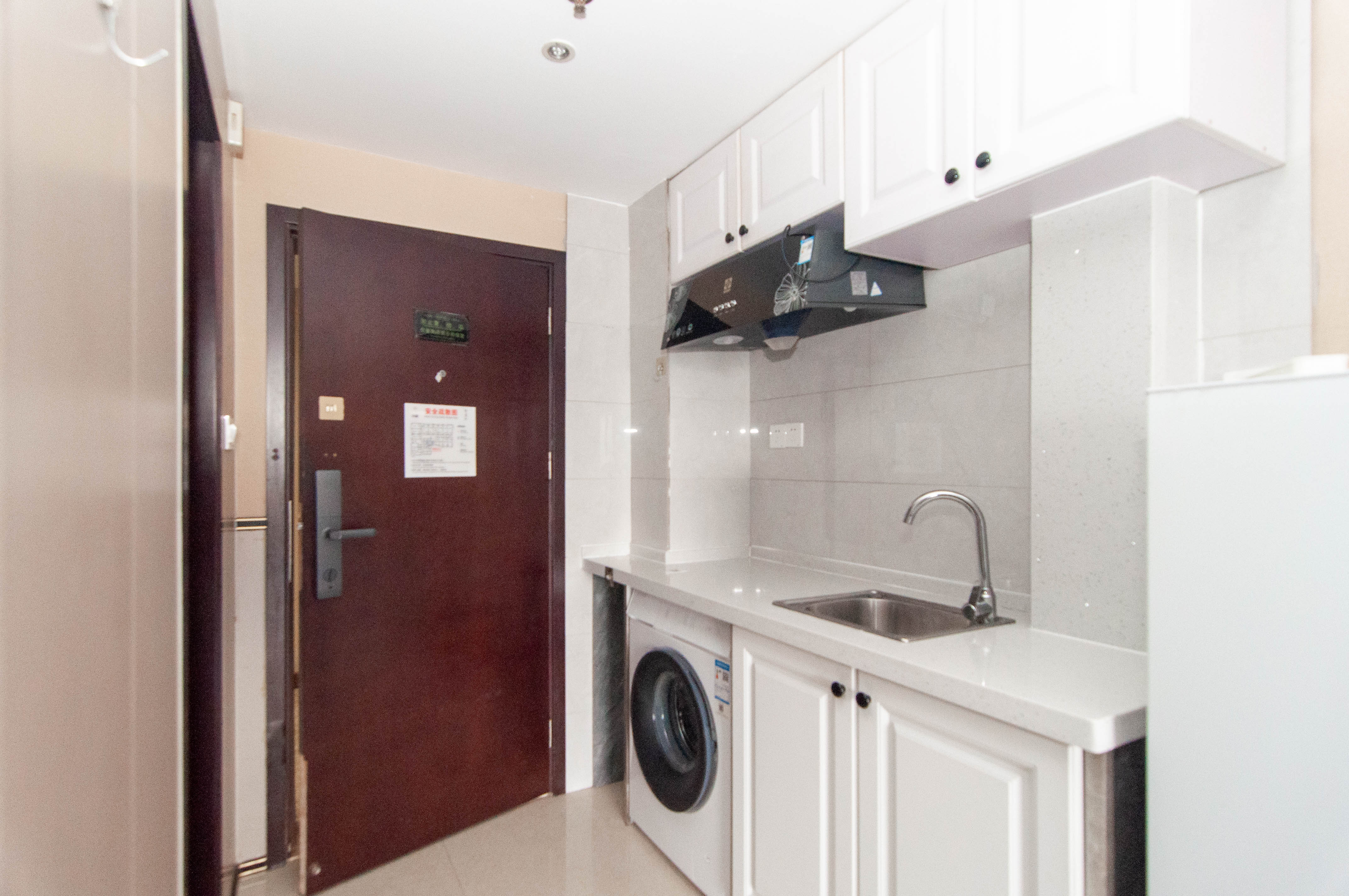 中一九骏(枫桥苑)  1室1厅1卫    30.0万 中一九骏(枫桥苑)  1室1厅1卫    30.0万厨房