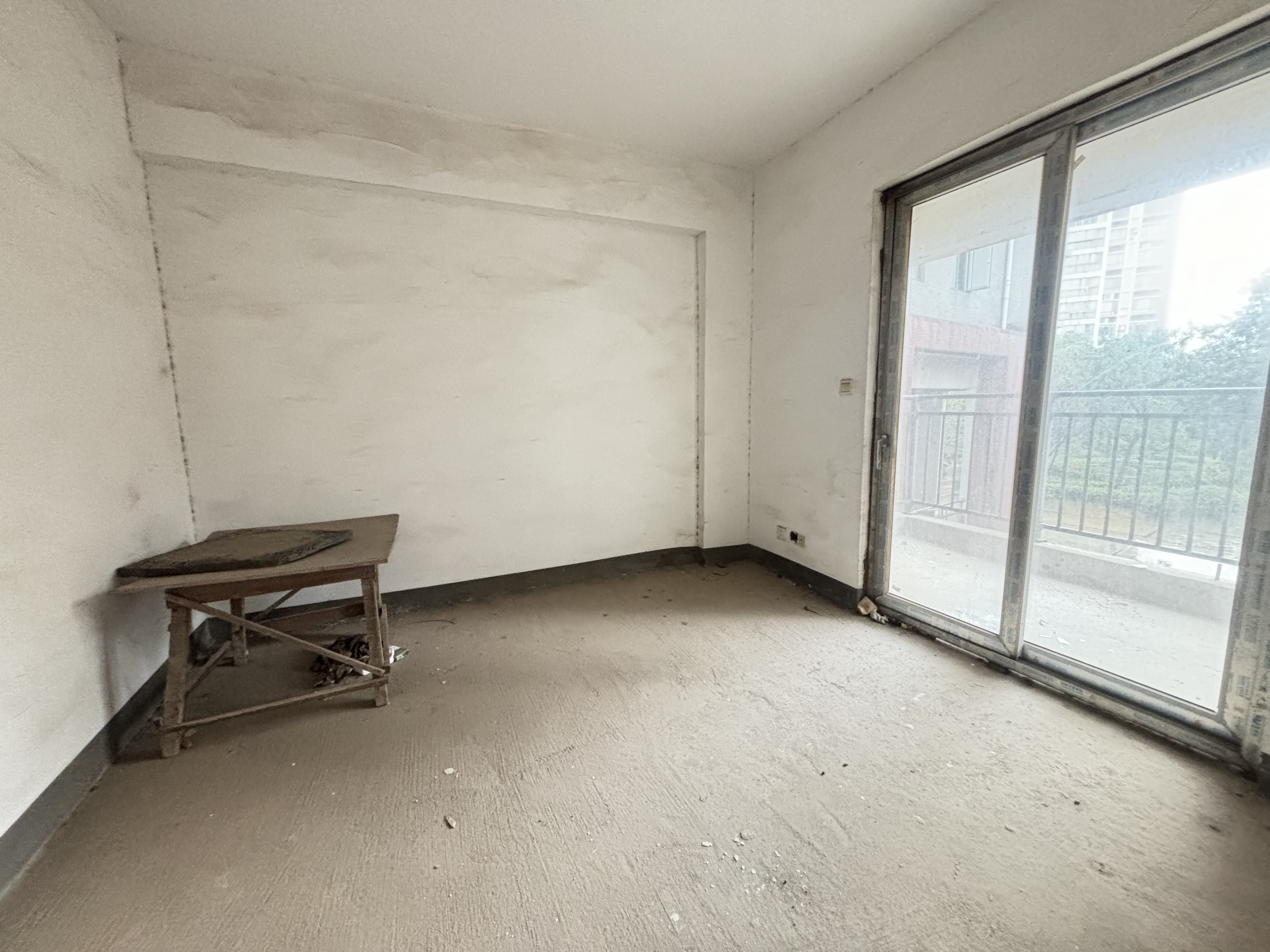 湘江名都 5室2厅2卫 145.0万 湘江名都 5室2厅2卫 145.0万室内图