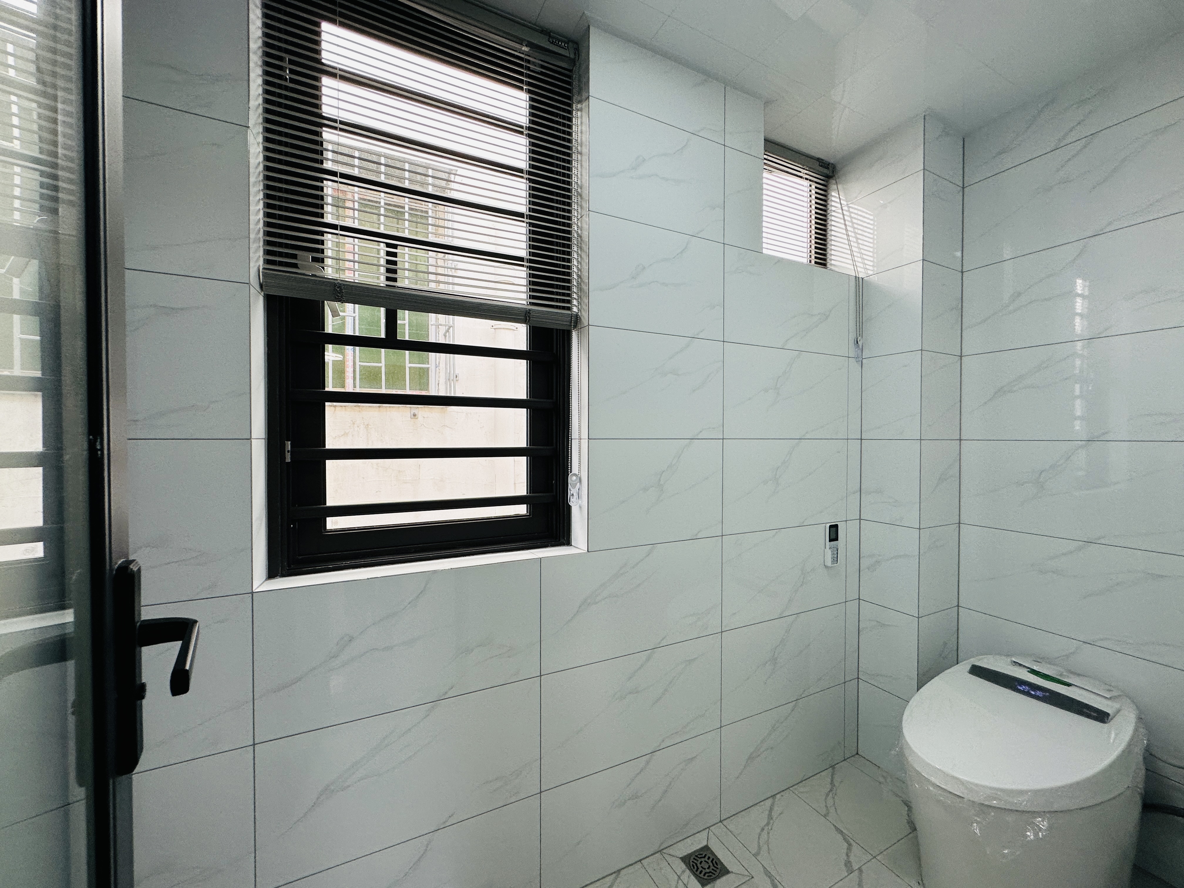 西城别院 3室2厅1卫 96.0万 西城别院 3室2厅1卫 96.0万卫生间