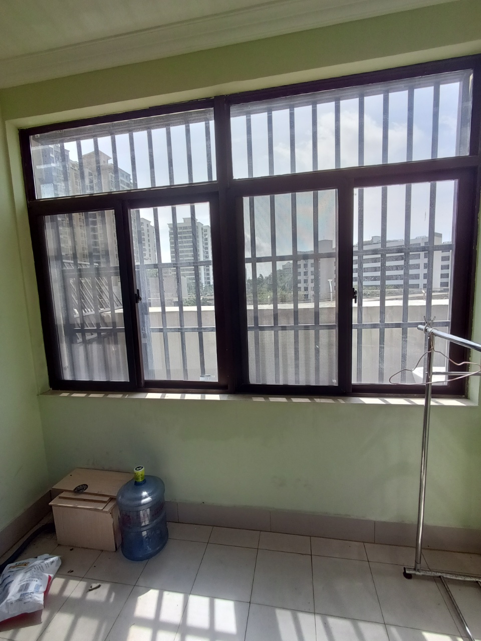 中交怡湖雅苑 3室2厅1卫 2800.0元/月 中交怡湖雅苑 3室2厅1卫 2800.0元/月室内图