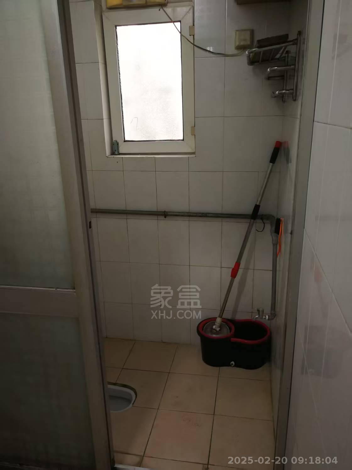 中医院宿舍 3室1厅1卫 1000.0元/月 中医院宿舍 3室1厅1卫 1000.0元/月室内图