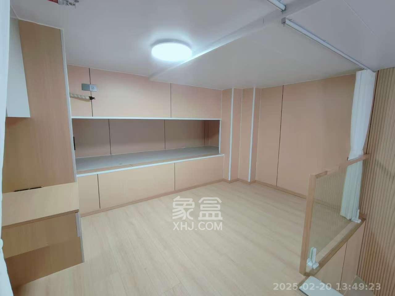 世茂璀璨天城公寓  2室1厅1卫   2500.00元/月室内图