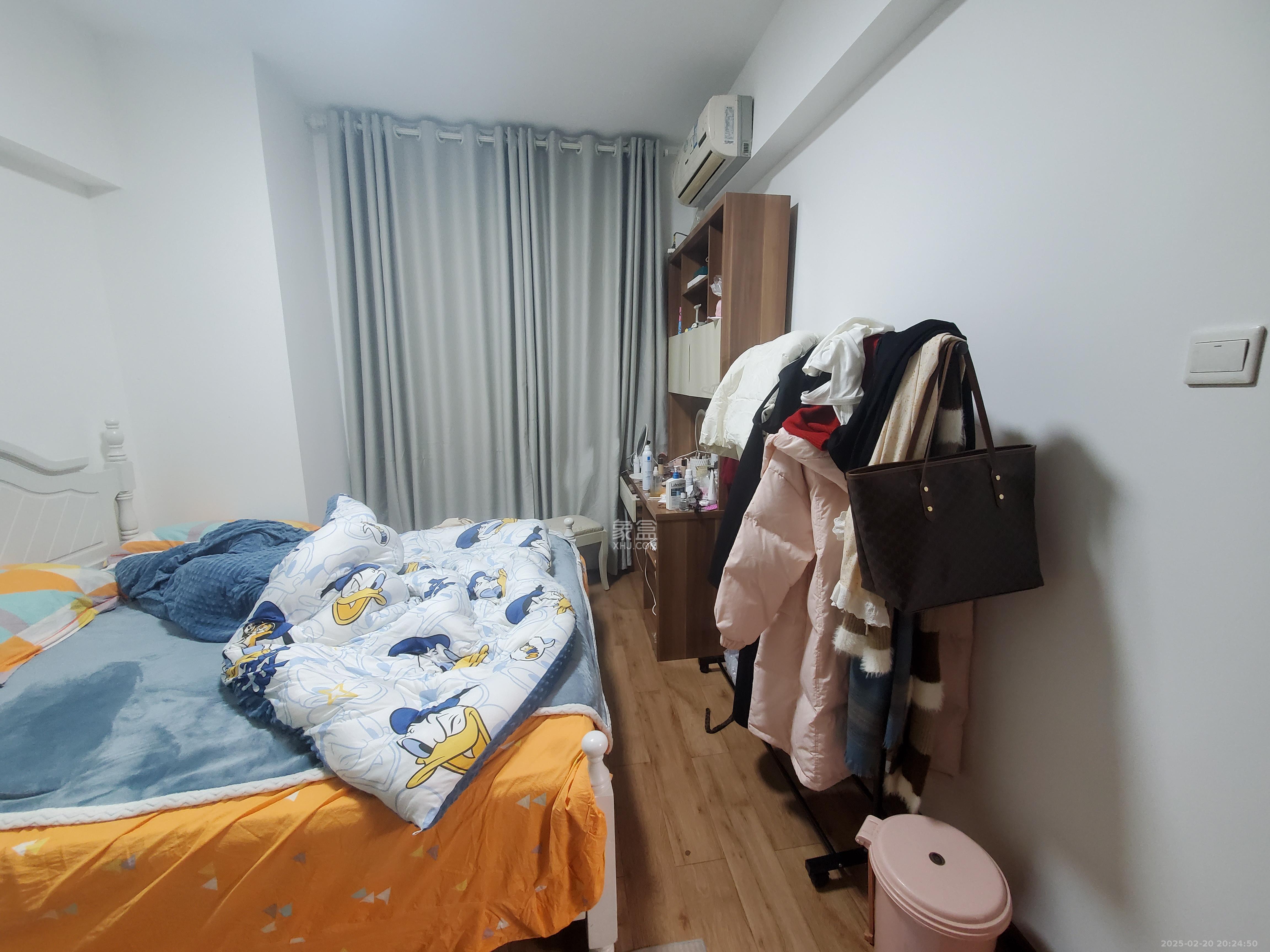 五一中央领御  2室1厅1卫   3280.00元/月室内图