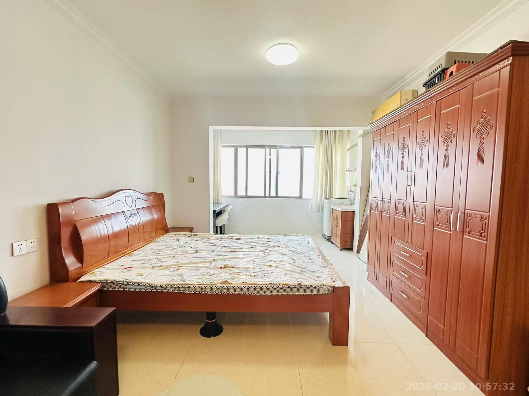 华府壹航线 1室1厅1卫 1500.0元/月 华府壹航线 1室1厅1卫 1500.0元/月室内图