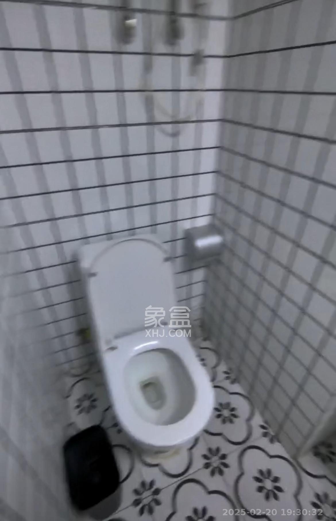 龙湖湘江星座（祺鑫星座公寓）  0室0厅1卫   1500.00元/月室内图