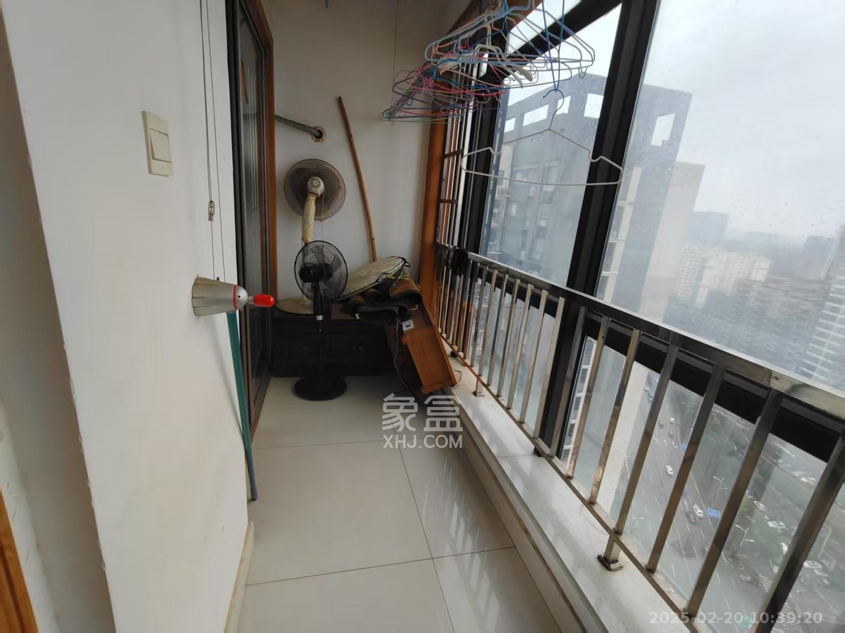 和庄 3室2厅1卫 2000.0元/月 和庄 3室2厅1卫 2000.0元/月室内图