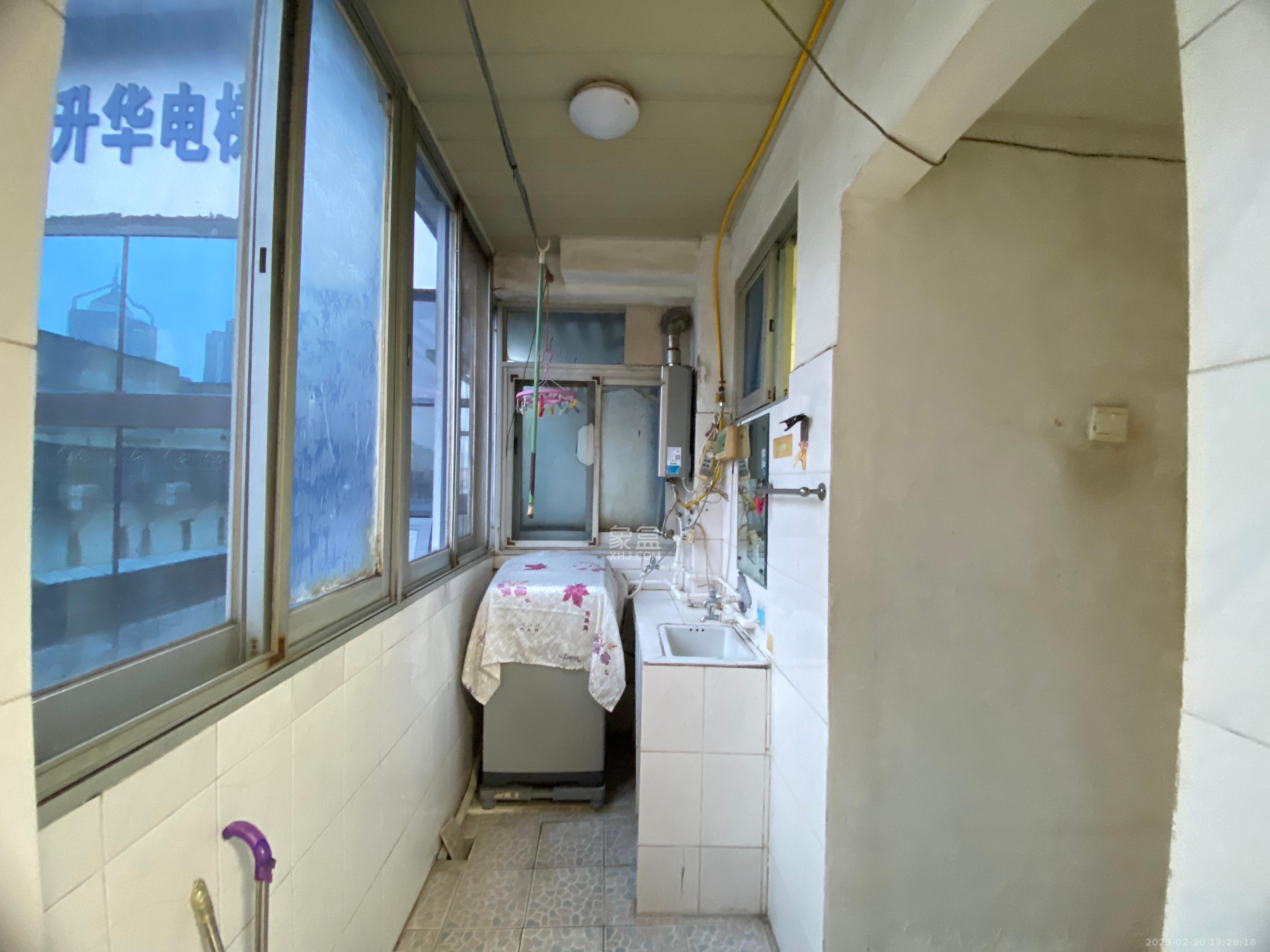 省儿童医院单位宿舍  3室2厅1卫   2500.00元/月室内图