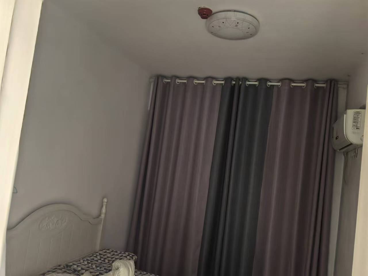 盛世时代广场 2室1厅1卫 2200.0元/月 盛世时代广场 2室1厅1卫 2200.0元/月室内图