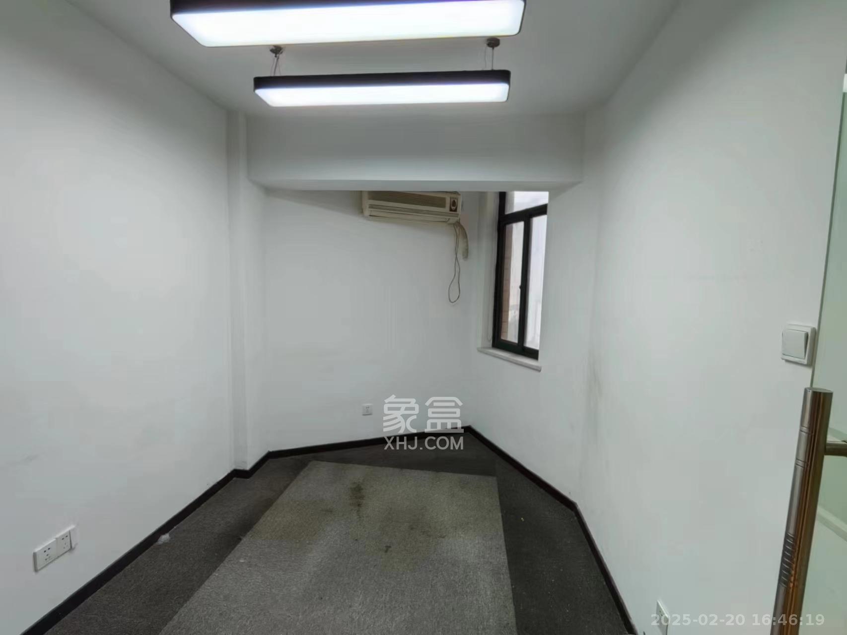 上东印象  3室2厅2卫   3500.00元/月室内图