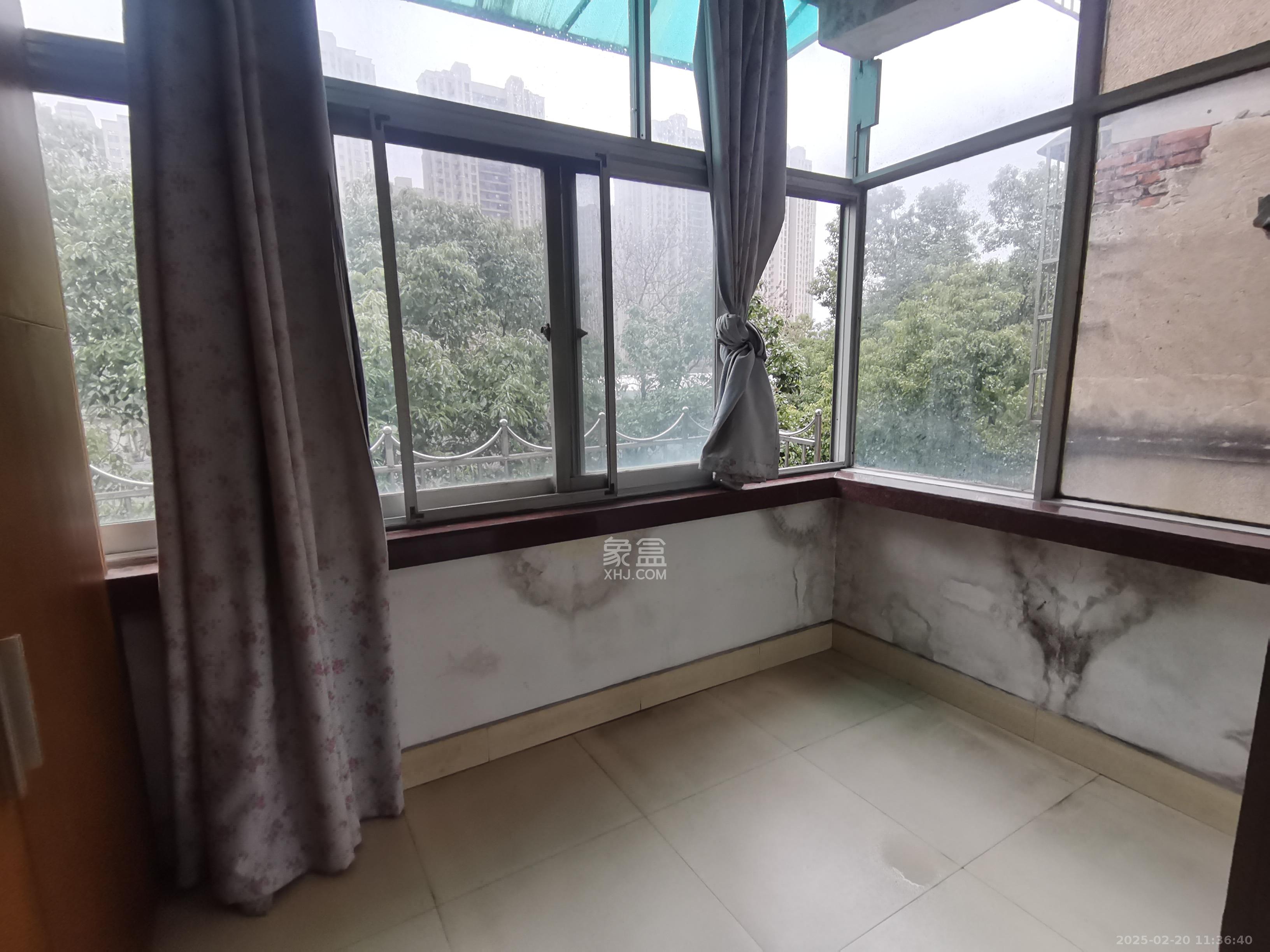 化肥厂宿舍 3室2厅1卫 900.0元/月 化肥厂宿舍 3室2厅1卫 900.0元/月室内图