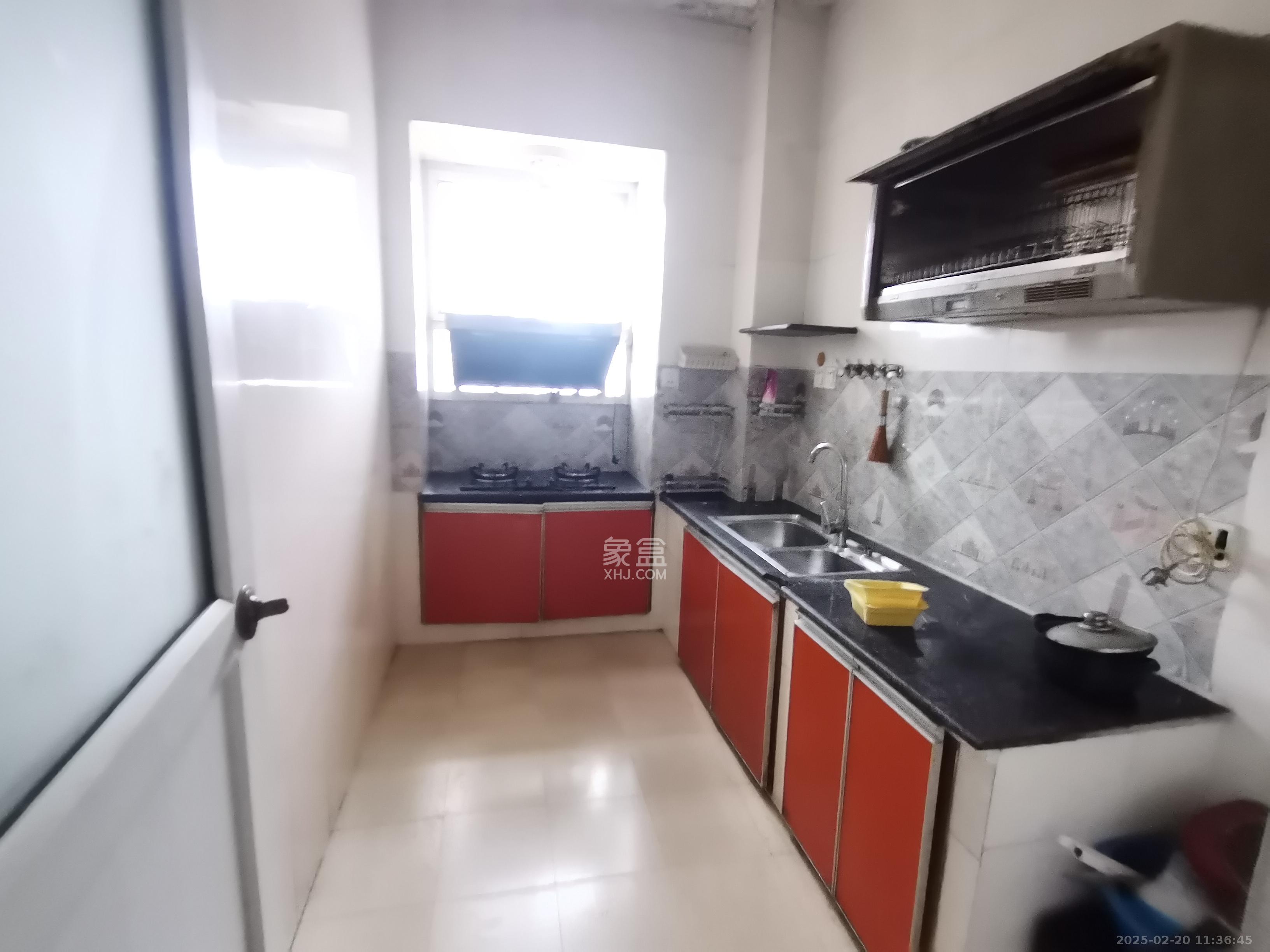 化肥厂宿舍 3室2厅1卫 900.0元/月 化肥厂宿舍 3室2厅1卫 900.0元/月室内图