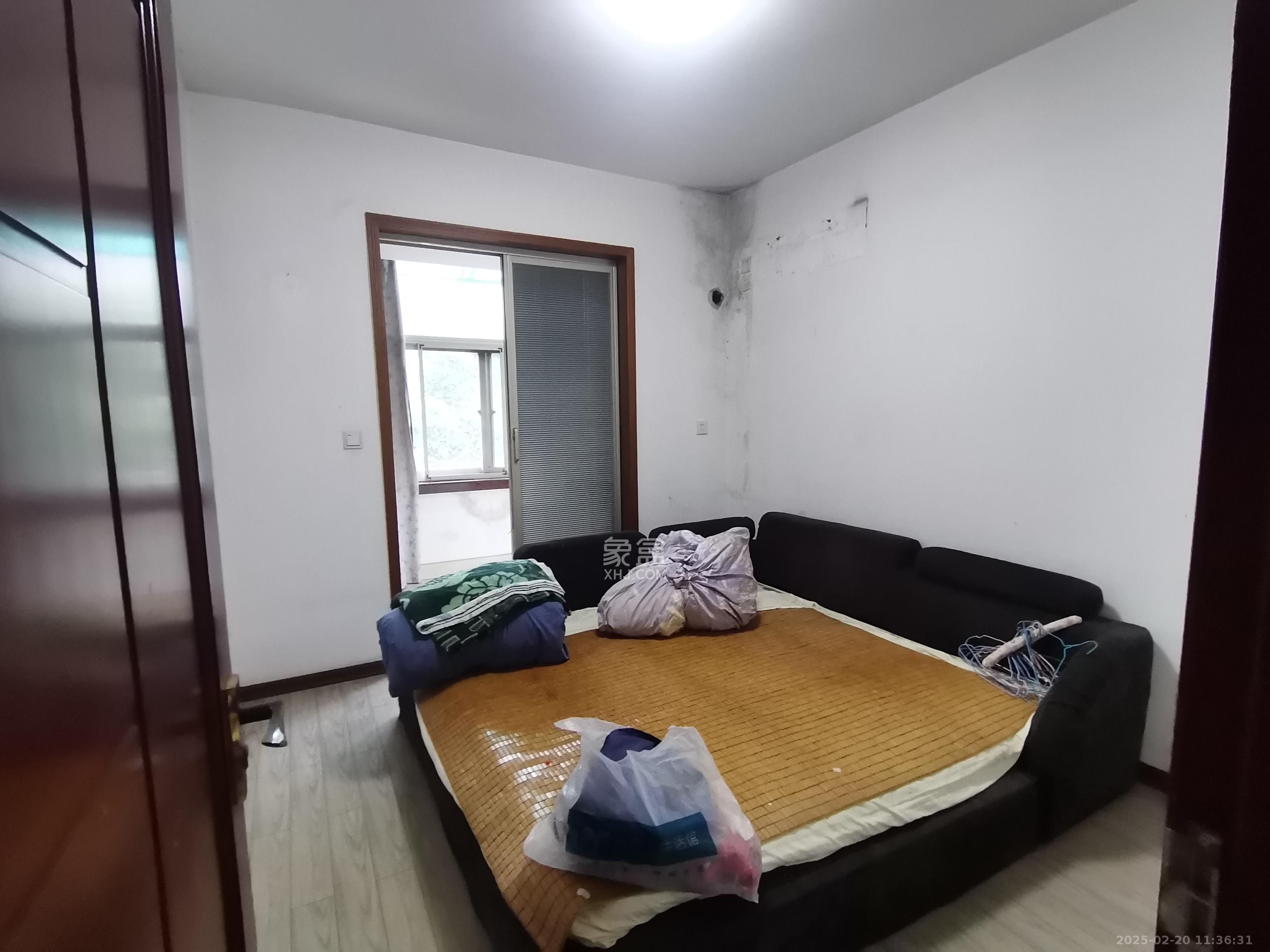 化肥厂宿舍 3室2厅1卫 900.0元/月 化肥厂宿舍 3室2厅1卫 900.0元/月室内图