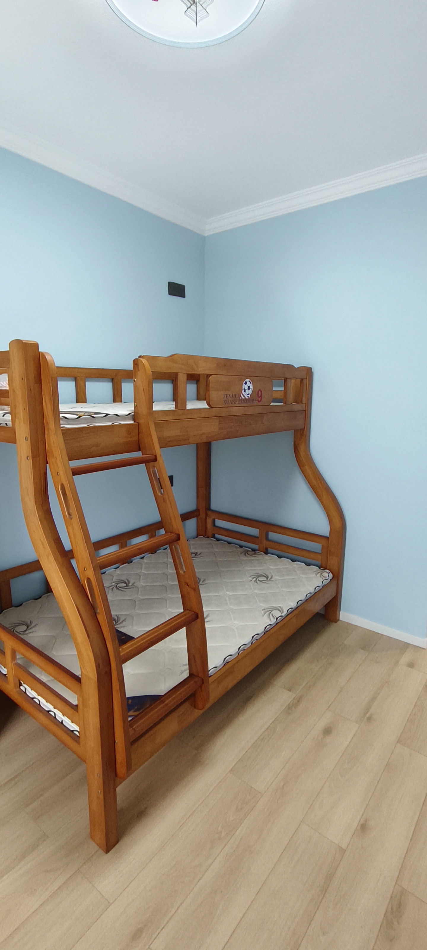 森林之家  3室2厅2卫    49.0万 森林之家  3室2厅2卫    49.0万客厅