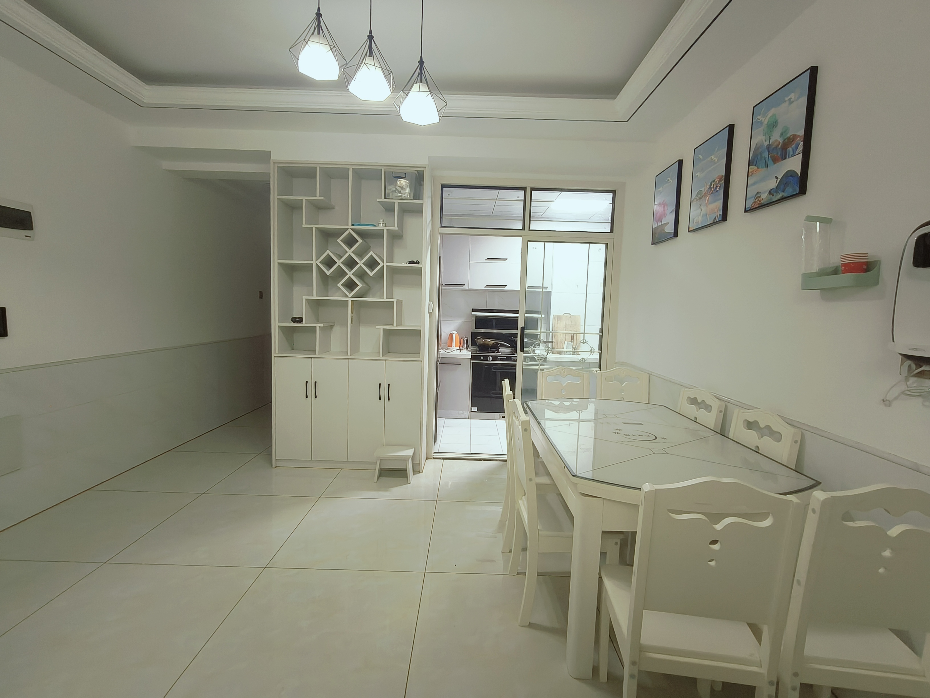 山城上品 1室0厅0卫 1700.0元/月 山城上品 1室0厅0卫 1700.0元/月室内图