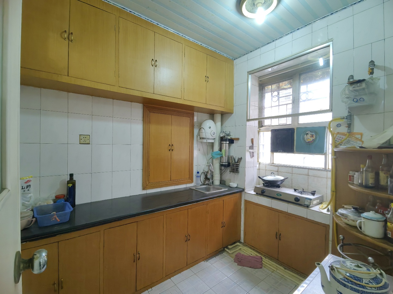 白塘路城管局家属楼 3室2厅2卫 60.0万 白塘路城管局家属楼 3室2厅2卫 60.0万室内图