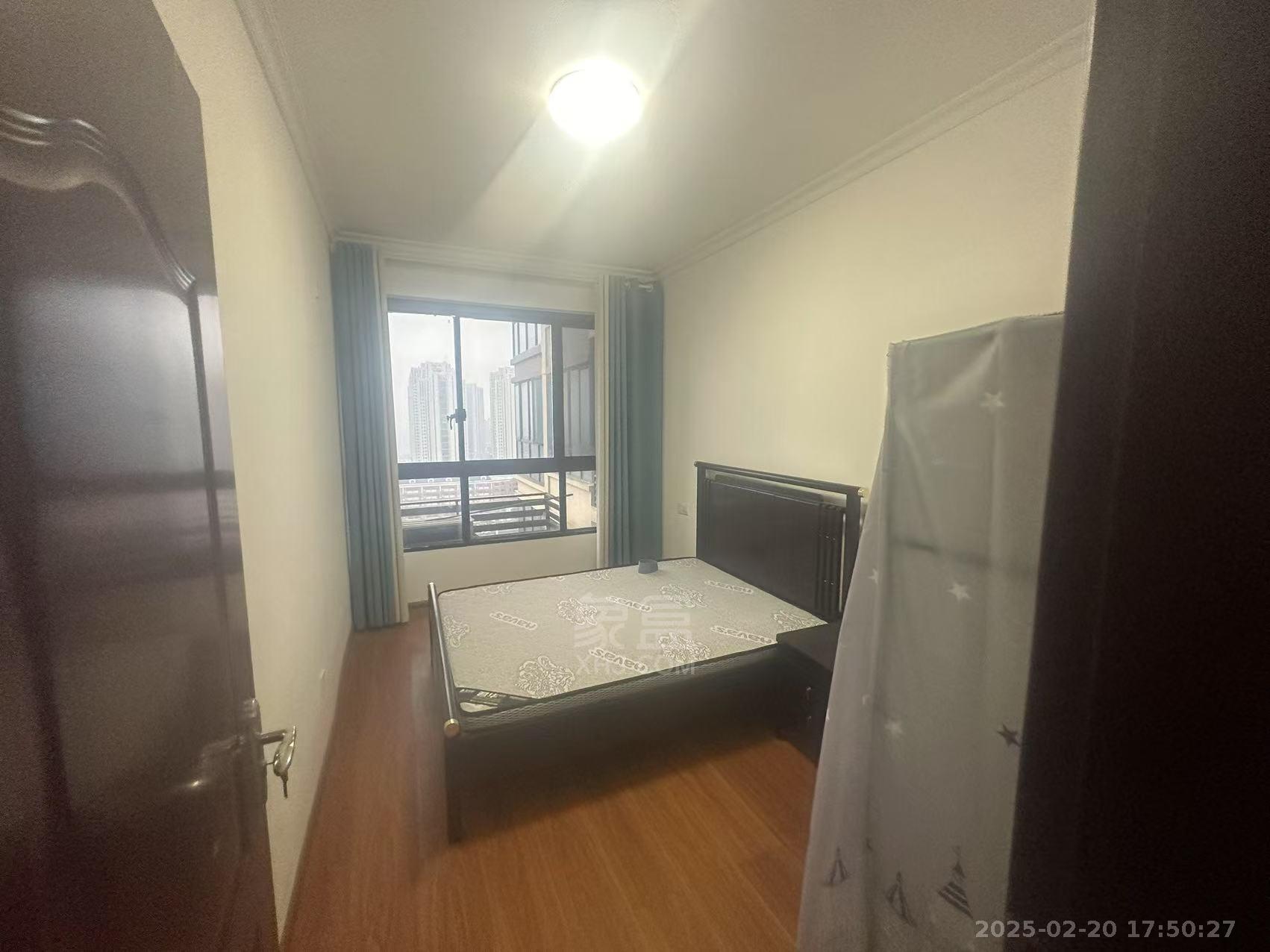 金轮翡翠名园 3室2厅2卫 2000.0元/月 金轮翡翠名园 3室2厅2卫 2000.0元/月室内图